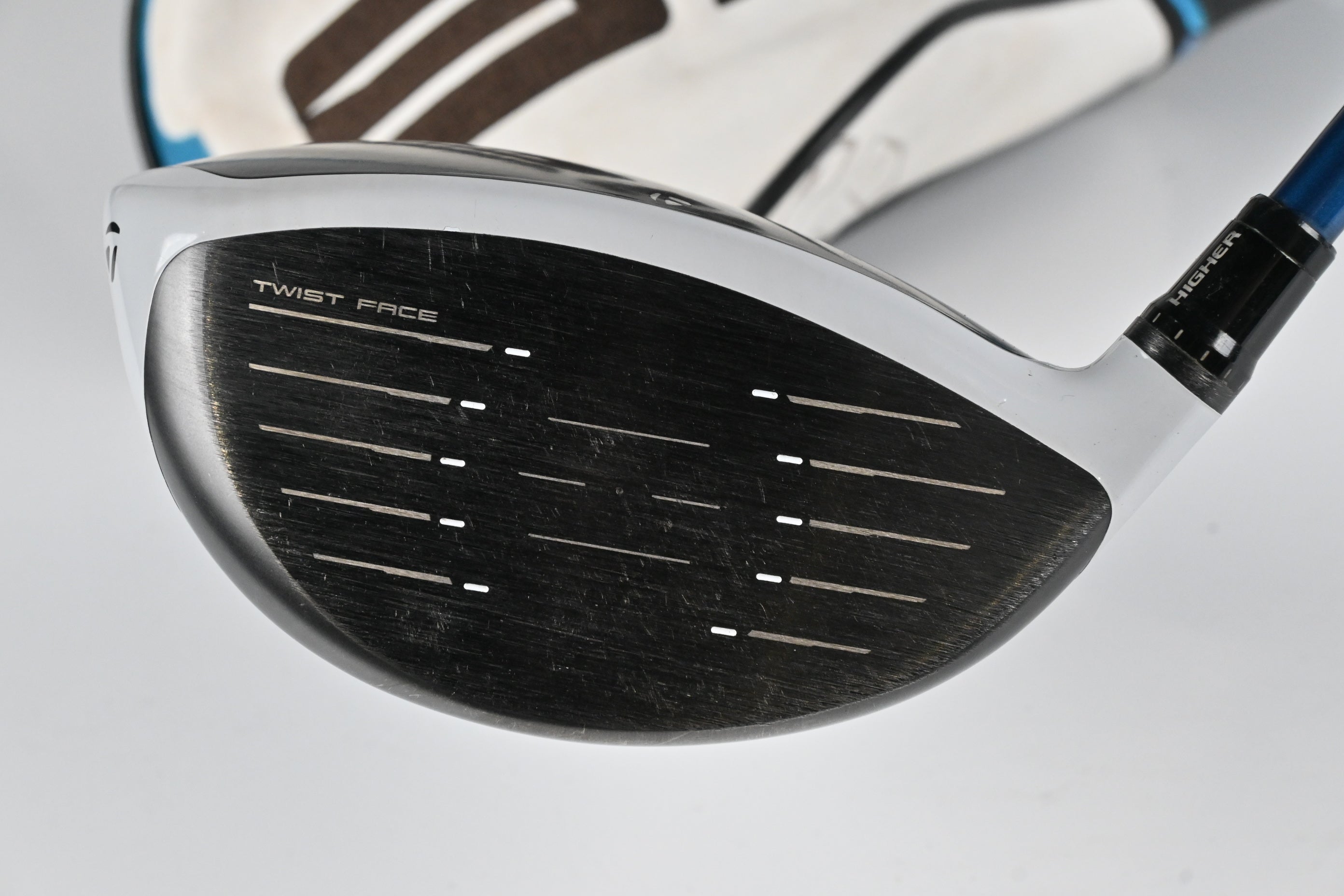 Taylormade SIM2 Driver / 10.5 Degree / Regular Flex Evenflow Riptide CB 50 Shaft