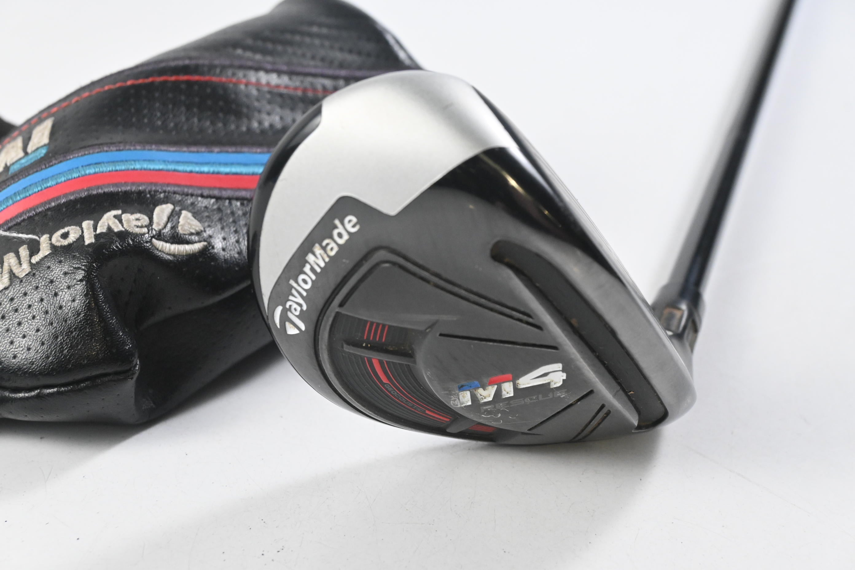 Taylormade M4 #4 Hybrid / 22 Degree / Regular Flex Fujikura Atmos Red 6 Shaft