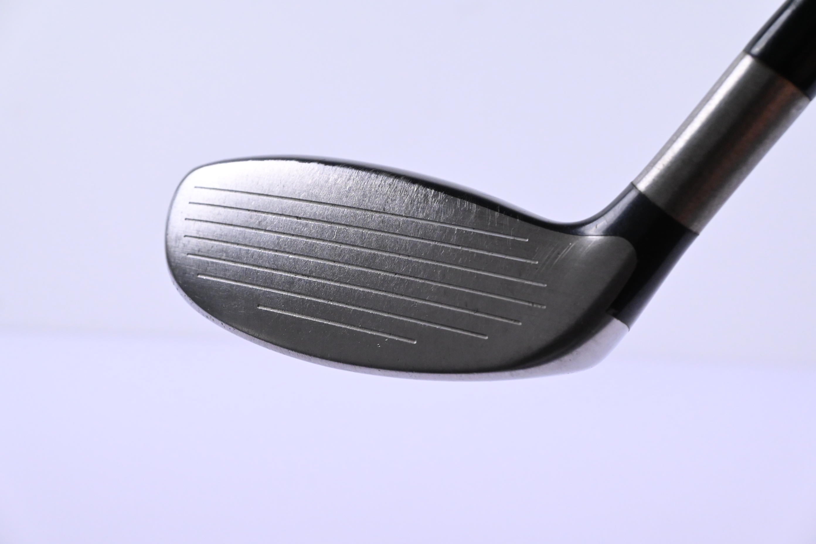 Titleist 909H #3 Hybrid / 19 Degree / Regular Flex Diamana 80 Shaft