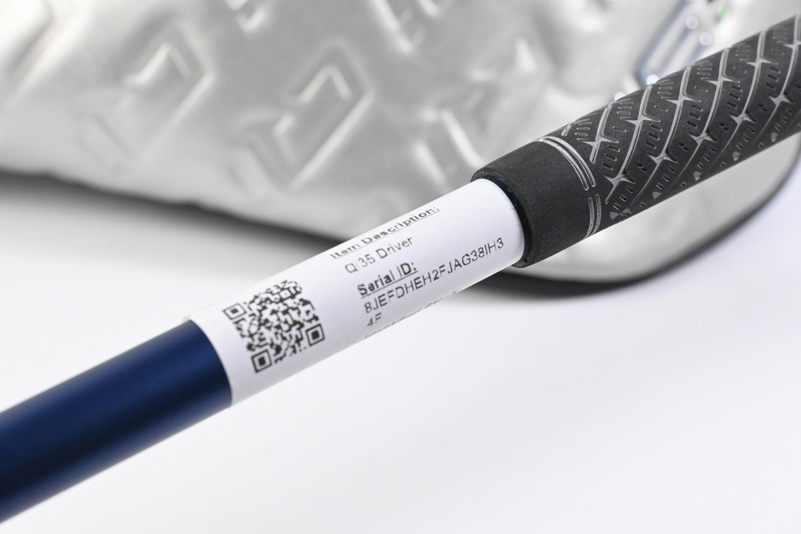 Taylormade Qi35 Driver / 10.5 Degree / Regular Flex Fujikura Ventus Blue 5 Shaft