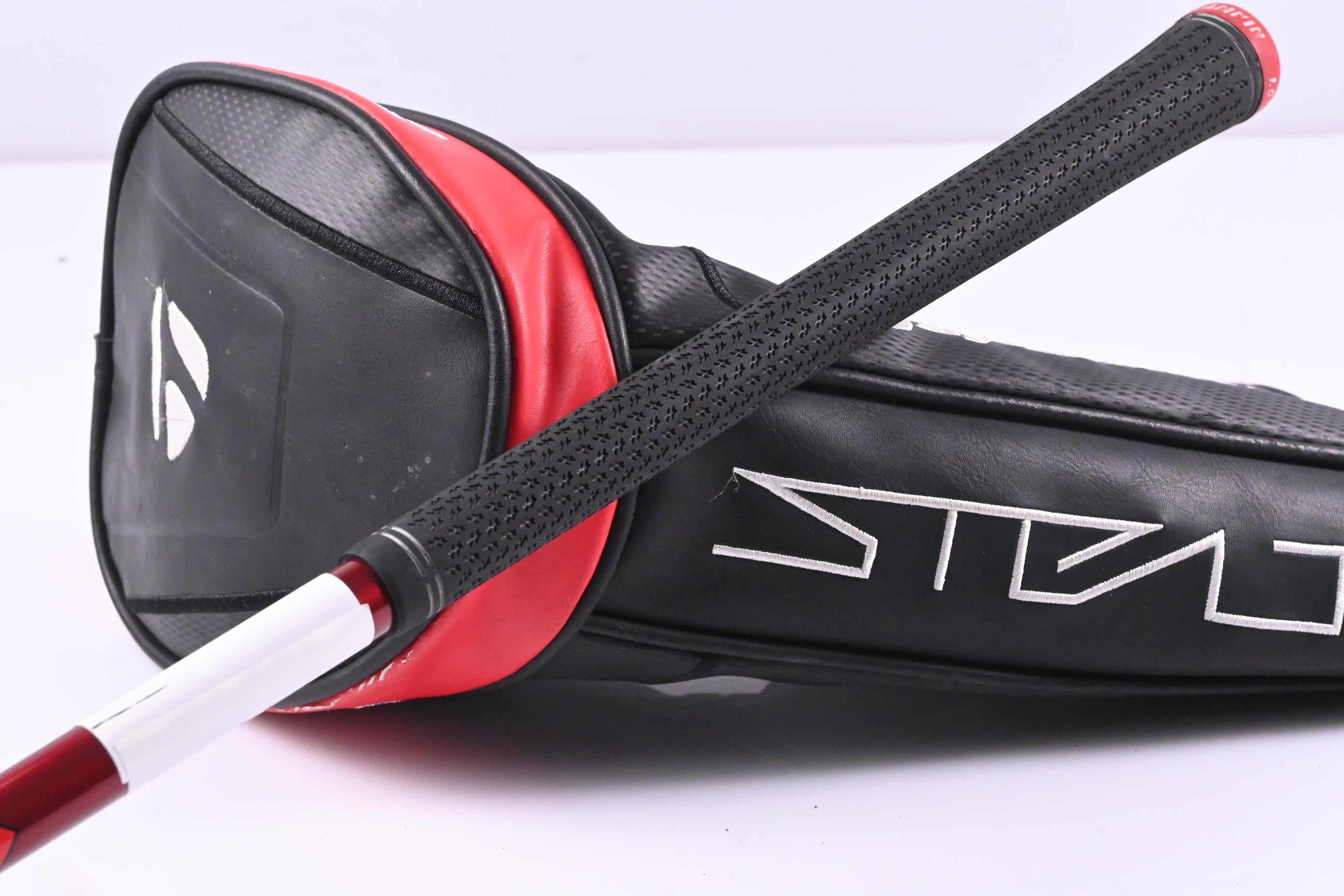 Taylormade Stealth Plus Driver / 9 Degree / Stiff Flex HZRDUS Smoke Red RDX 60