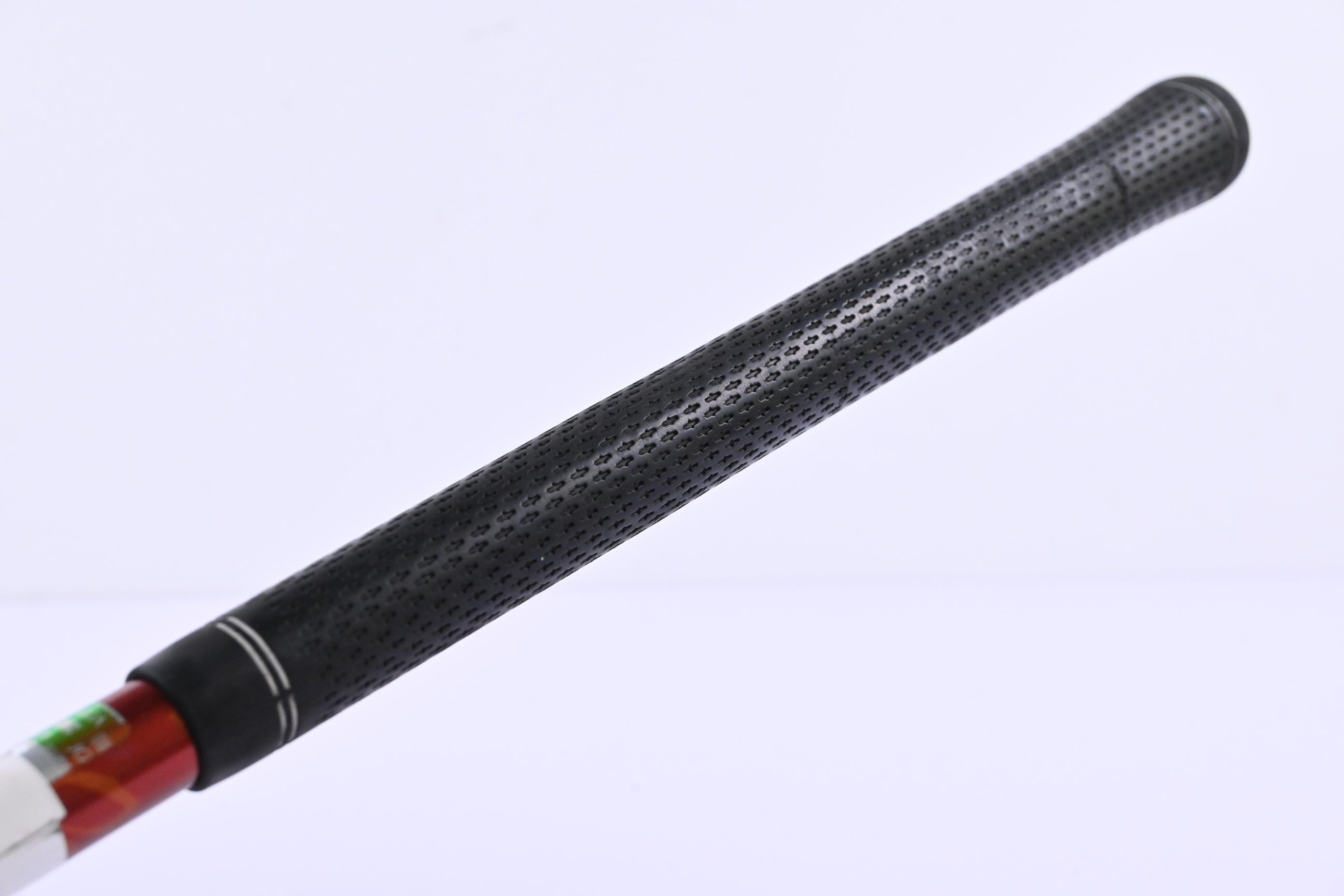 Titleist 910H #3 Hybrid / 21 Degree / Regular Flex Diamana 'ilima 70 Shaft