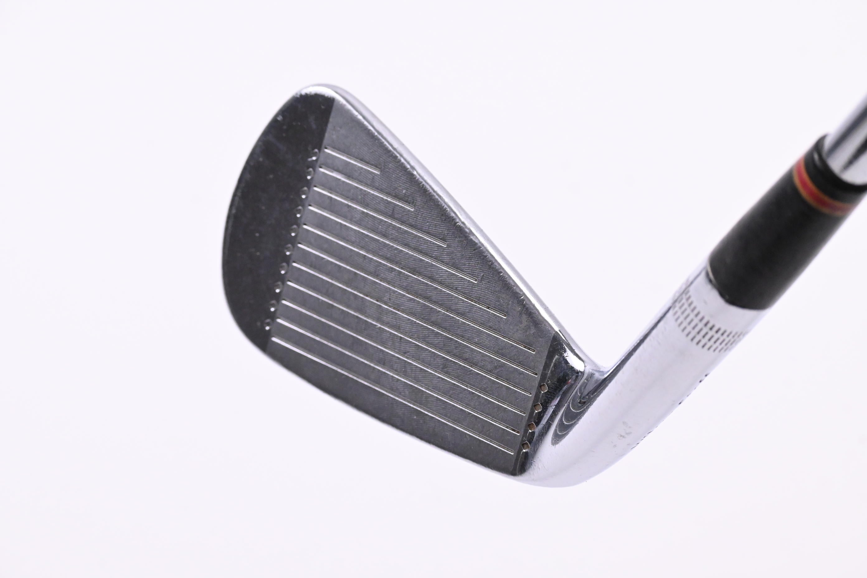 Wilson FG Tour 100 #4 Iron / Stiff Flex Dynamic Gold S400 Shaft