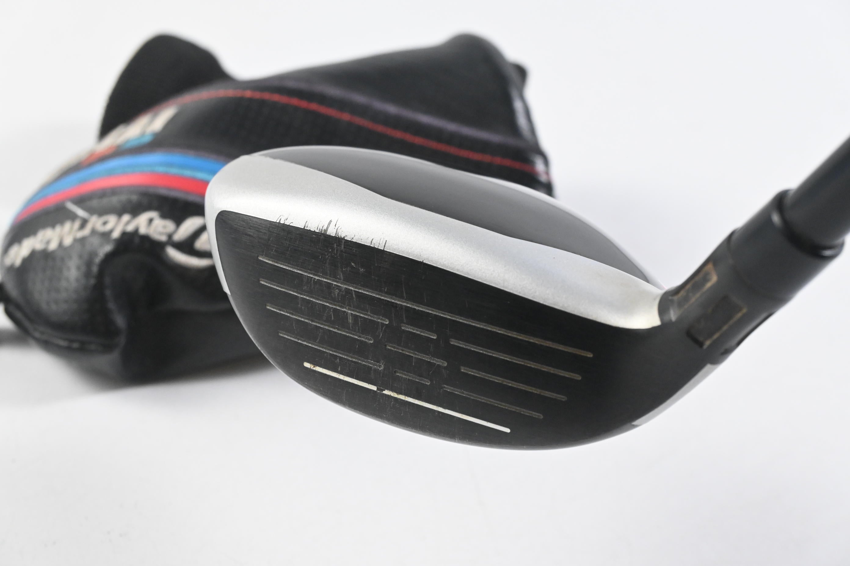 Taylormade M4 #4 Hybrid / 22 Degree / Regular Flex Fujikura Atmos Red 6 Shaft