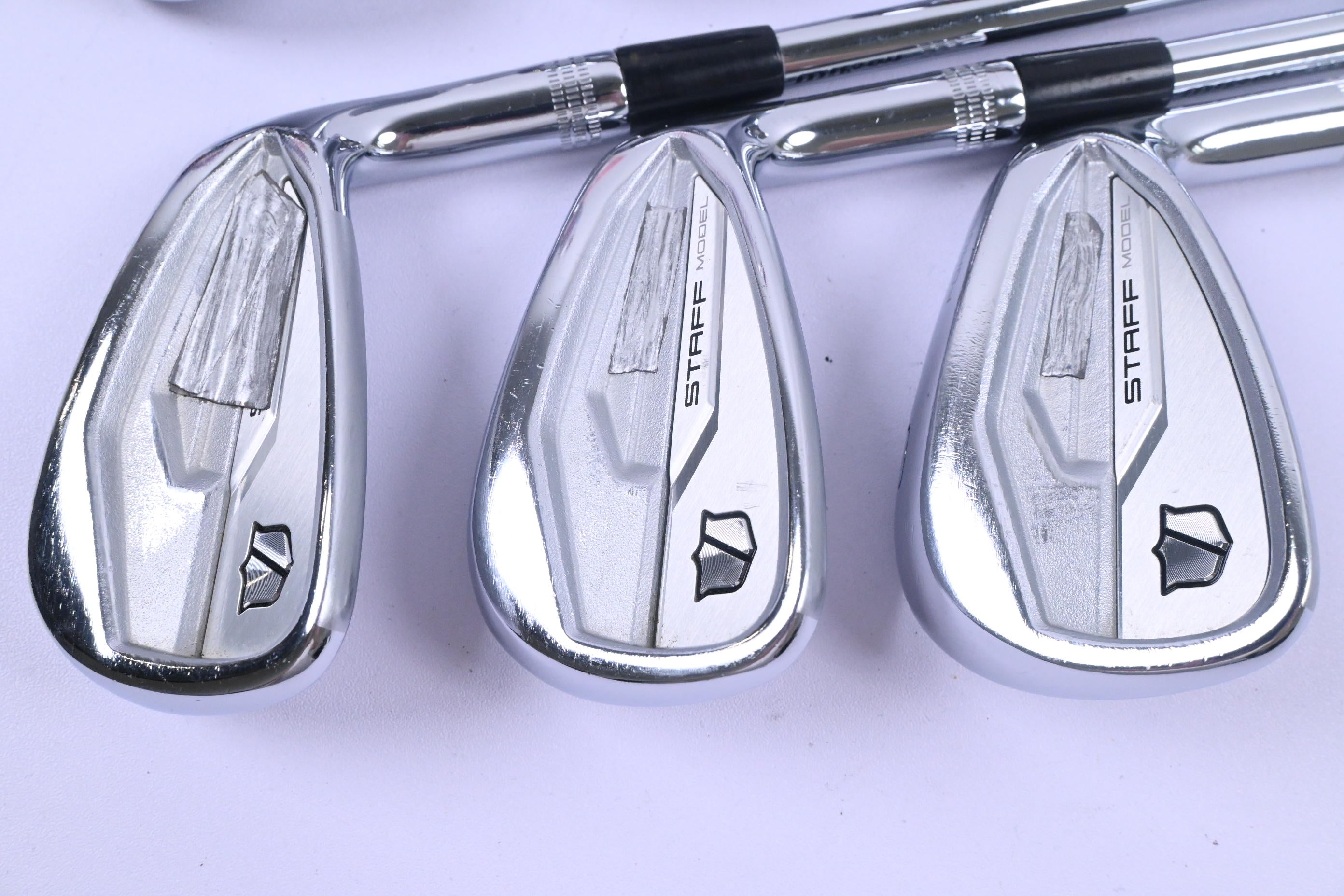 Wilson Staff Model 2024 CB Irons / 5-PW / Stiff Flex Dynamic Gold S300