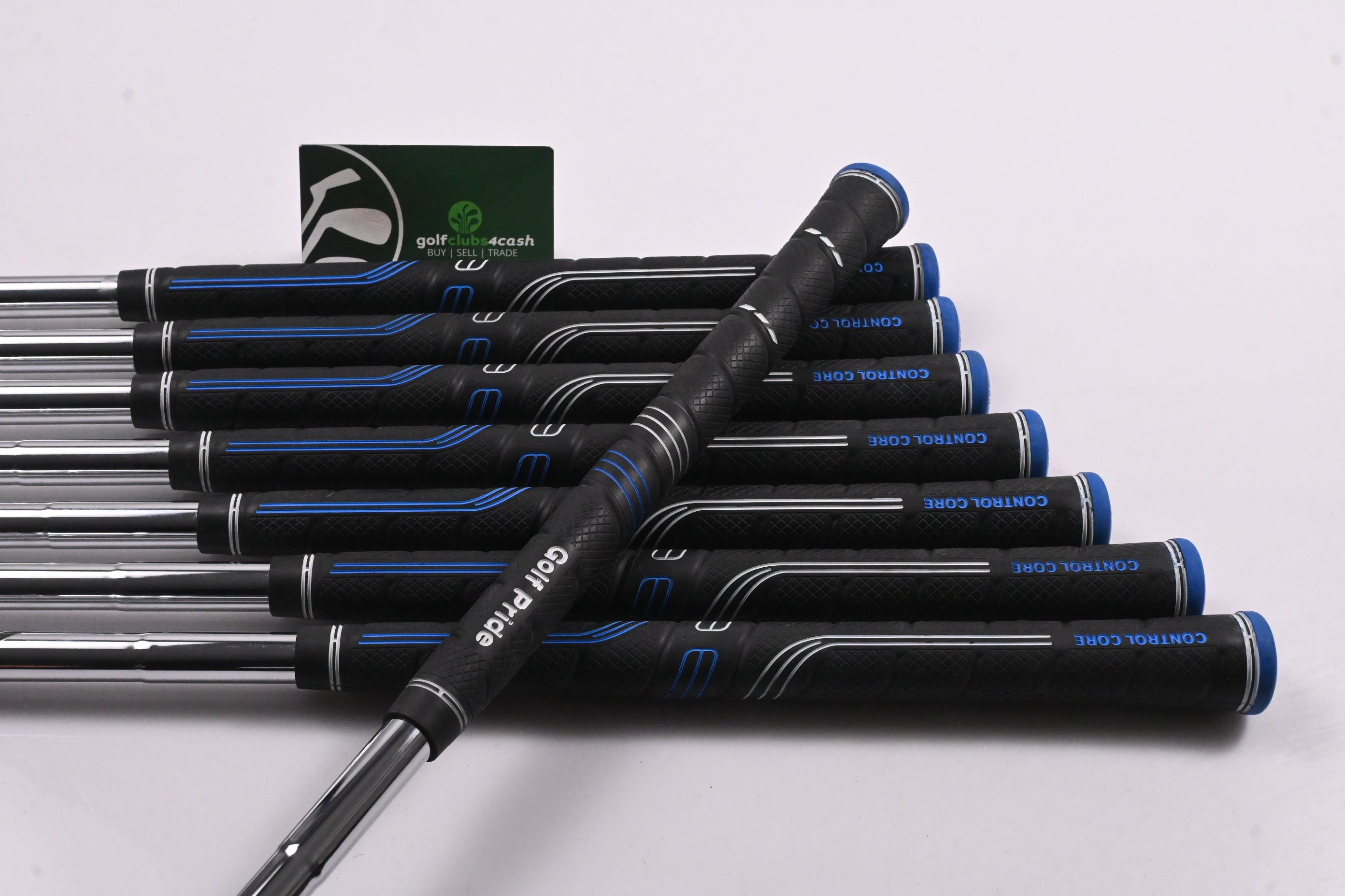Callaway Apex Ai200 Irons / 4-PW+AW / Regular Flex Dynamic Gold Mid 100 R300