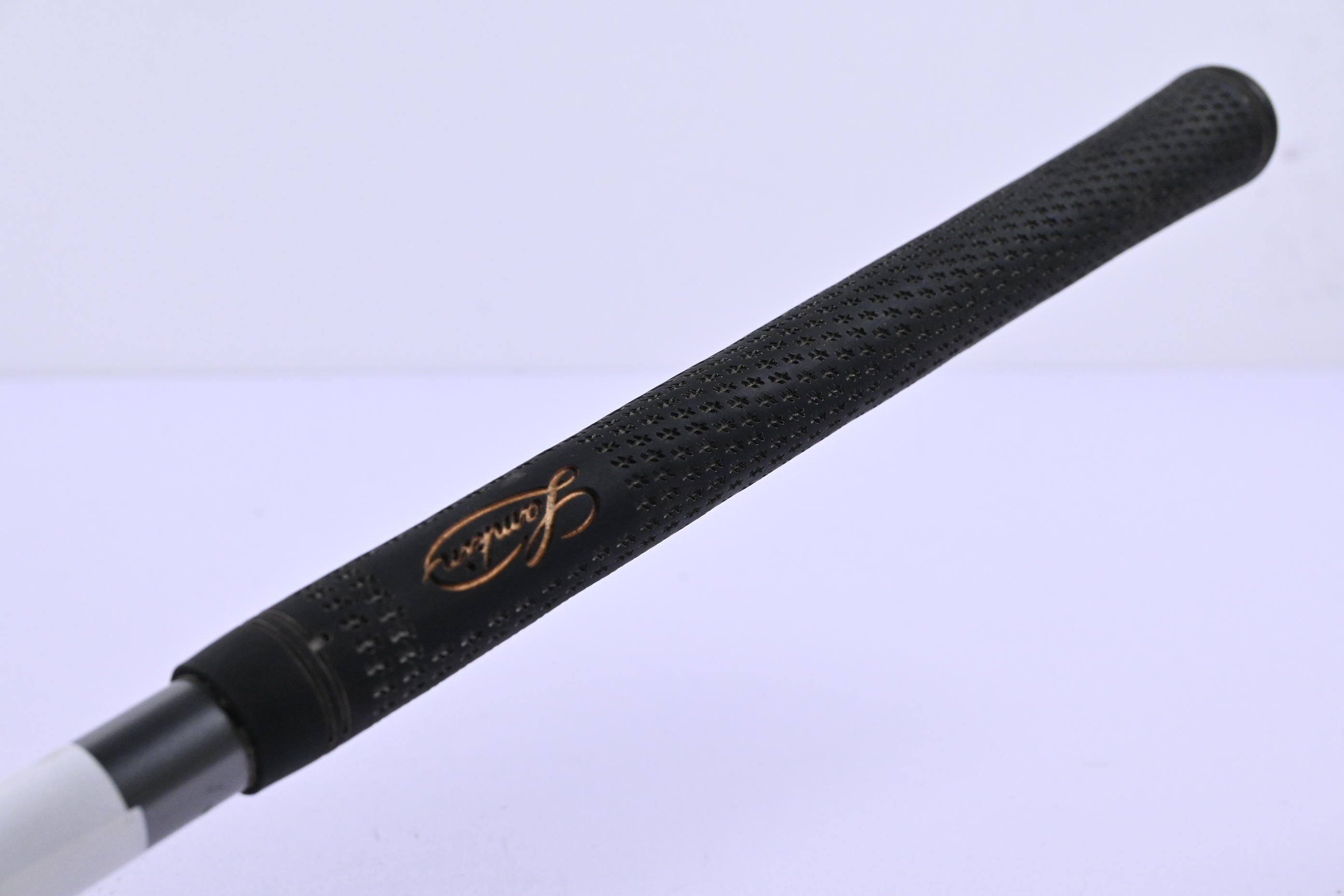 Titleist 909H #3 Hybrid / 19 Degree / Regular Flex Diamana 80 Shaft