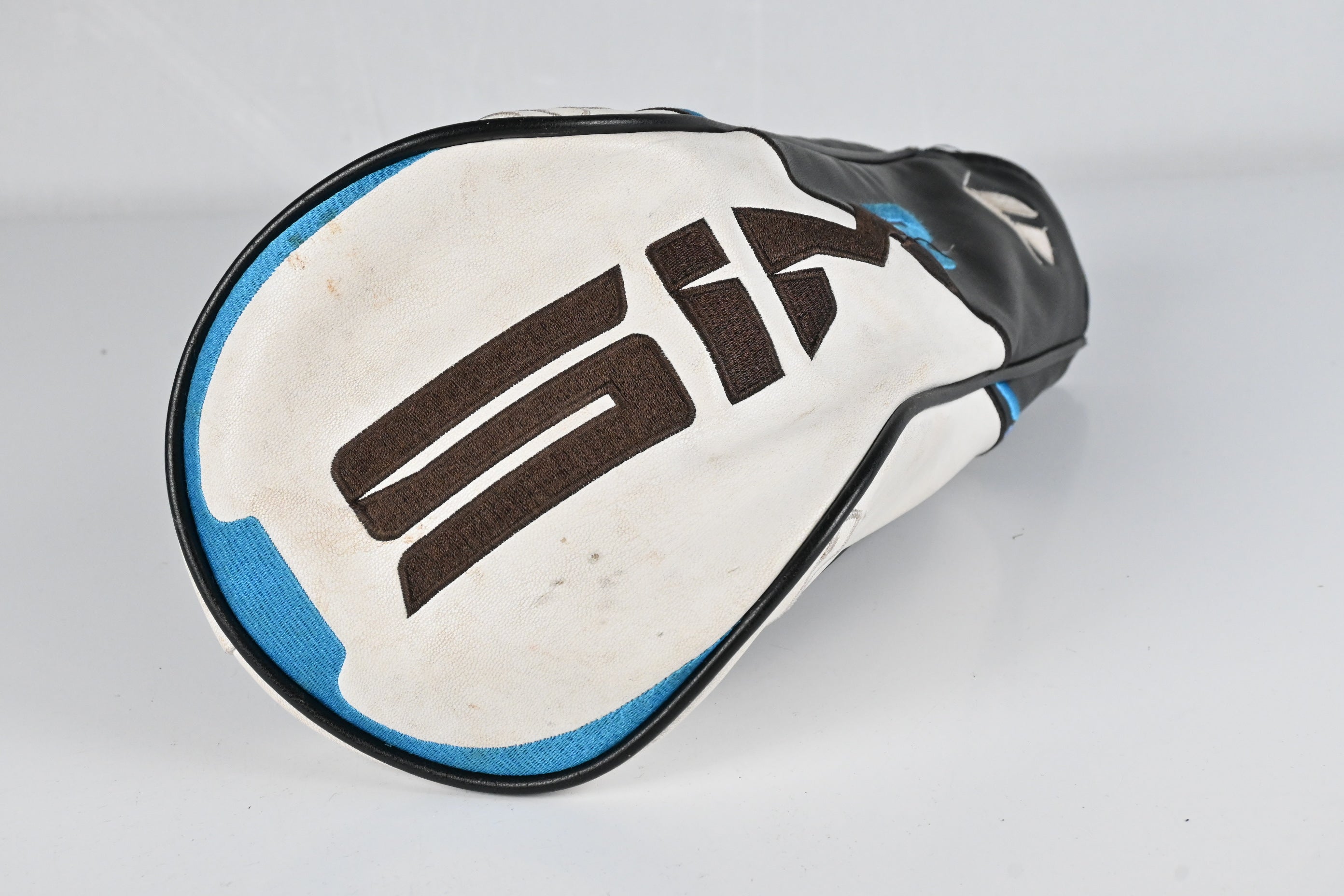 Taylormade SIM2 Driver / 10.5 Degree / Regular Flex Evenflow Riptide CB 50 Shaft