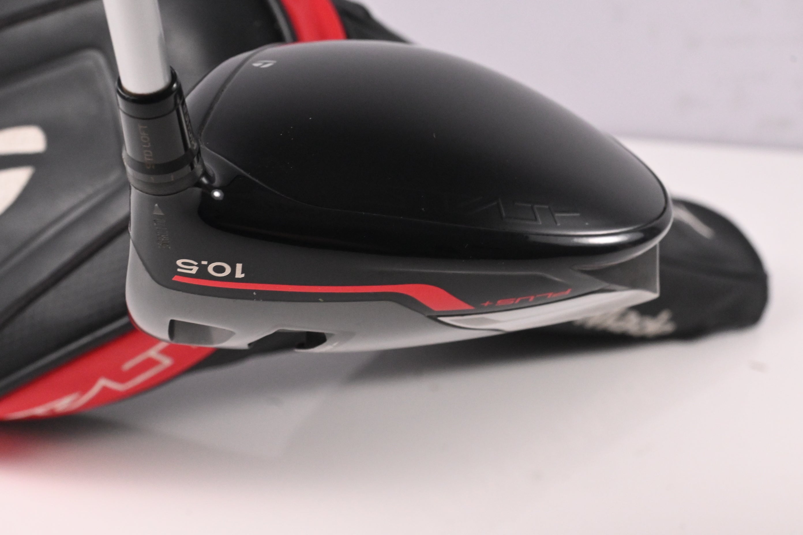 Taylormade Stealth Plus Driver / 10.5 Degree / Stiff Flex Aldila Ascent Red 60
