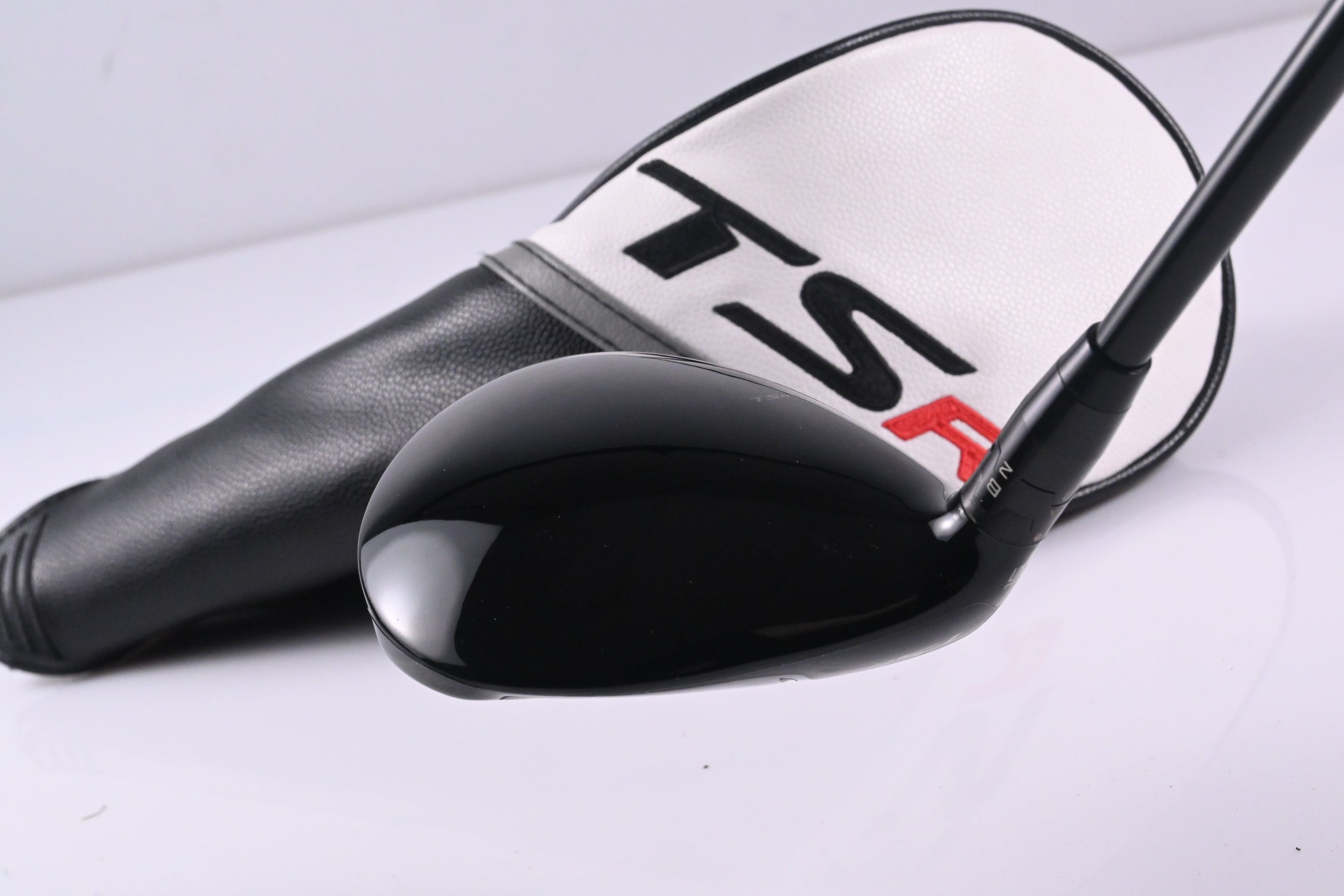 Left Hand Titleist TSR2 #3 Wood / 15 Degree / Regular Flex Tensei AV Blue 65