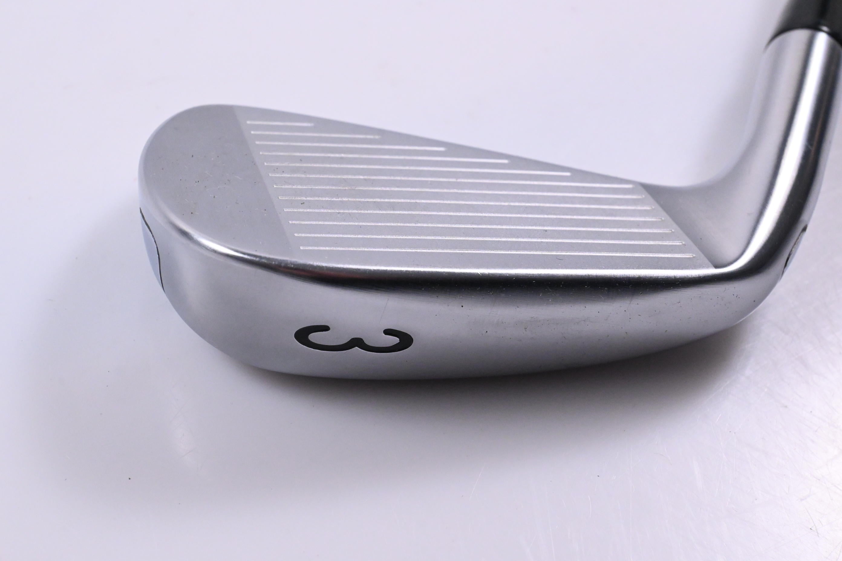 Titleist U500 #3 Iron / 20 Degree / Stiff Flex AMT Tour White S300 Shaft