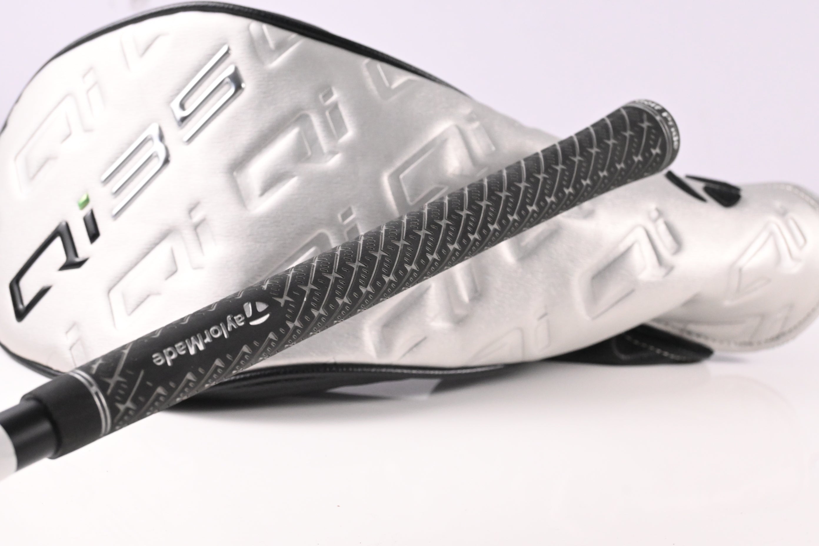 Taylormade Qi35 LS Driver / 10.5 Degree / Stiff Flex AirSpeeder 50 Shaft