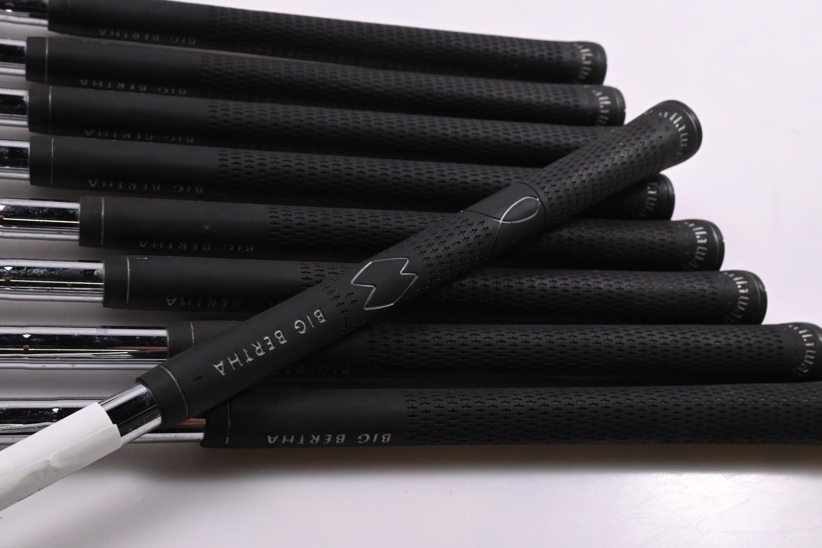 Callaway Big Bertha 2002 Irons / 4-PW+GW+SW / UniFlex Callaway Shafts