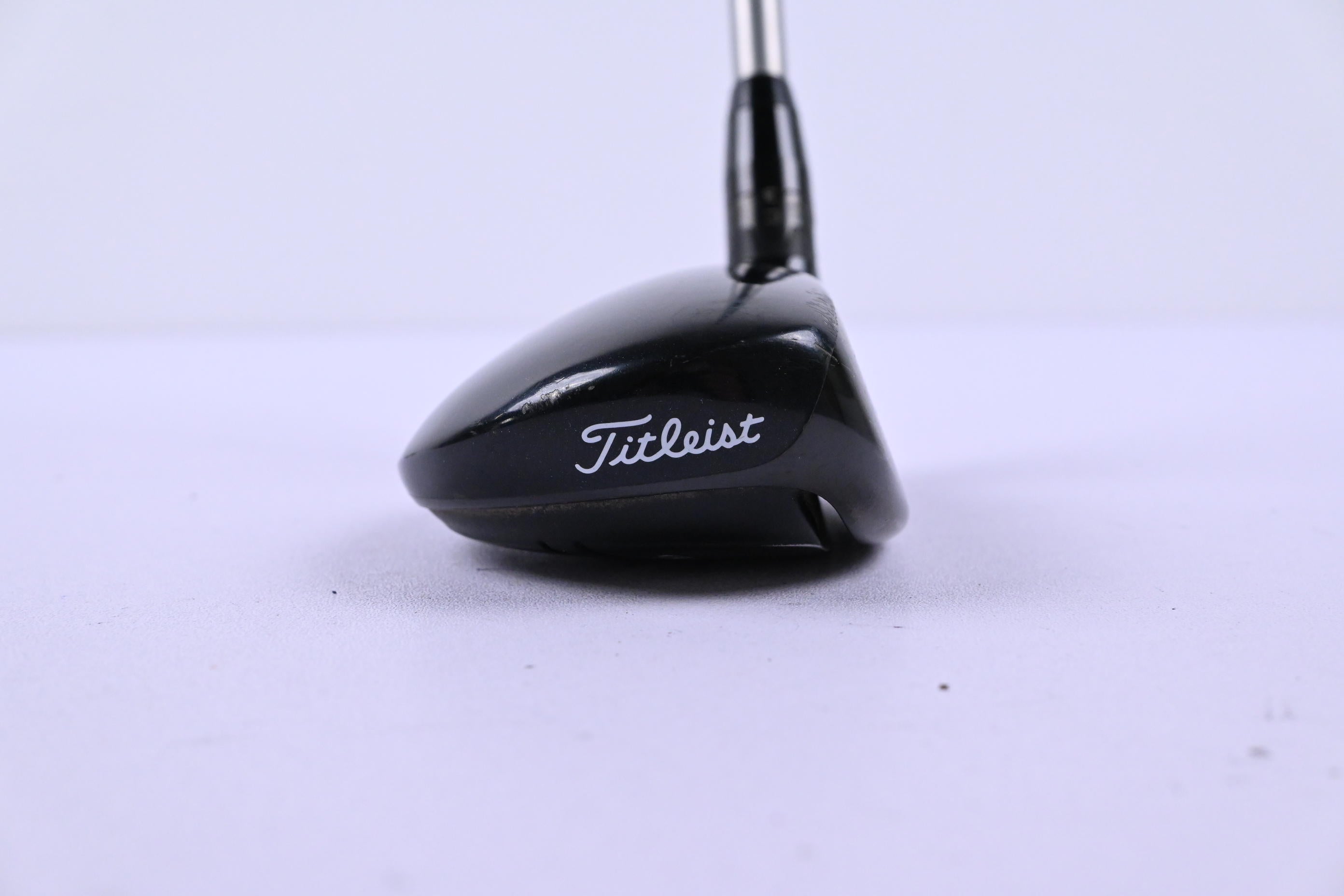 Titleist 915H #2 Hybrid / 18 Degree / Regular Flex Diamana S+Blue 70 Shaft