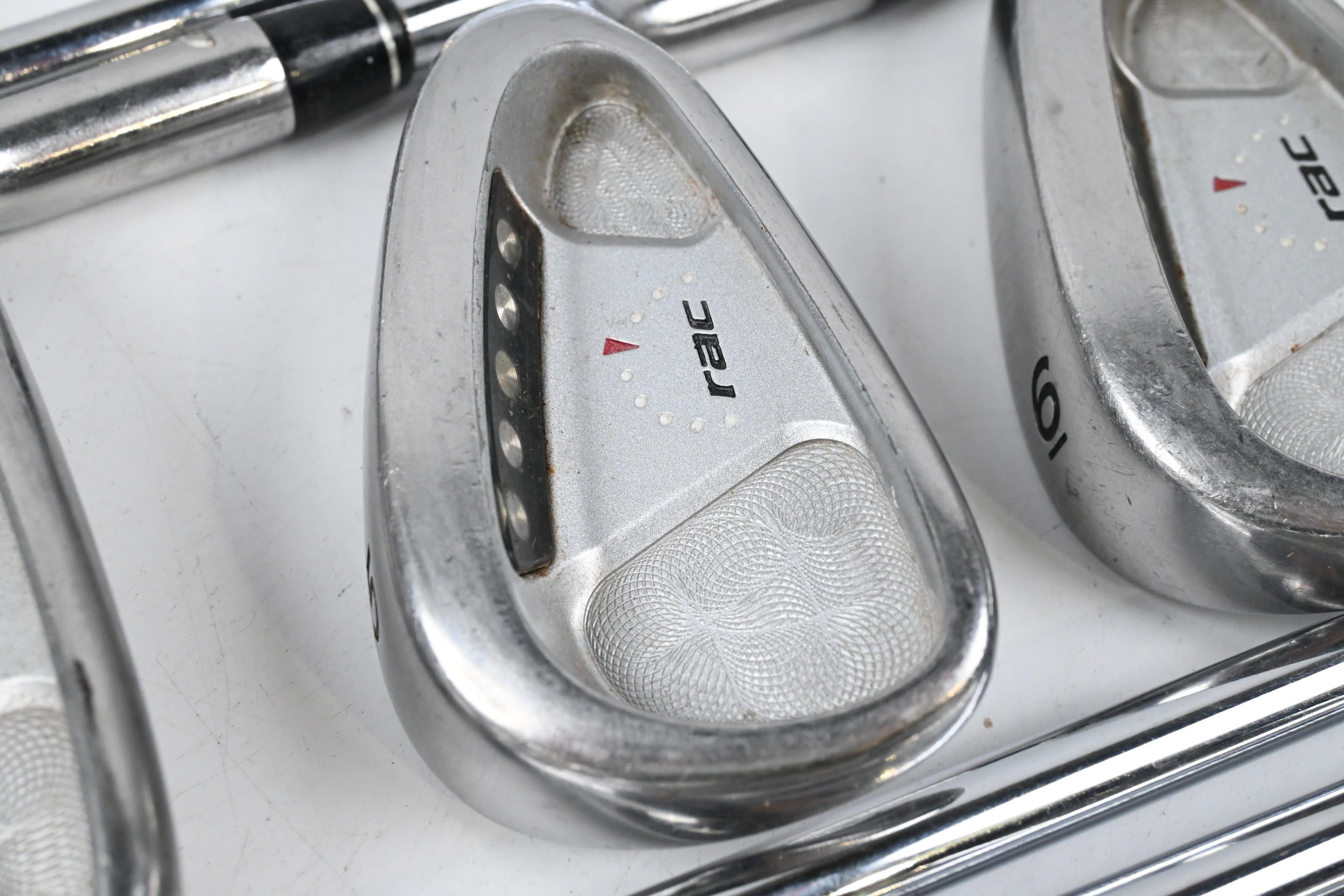 Taylormade RAC OS Irons / 3-PW+SW / Regular Flex Light Metal Precision Shafts