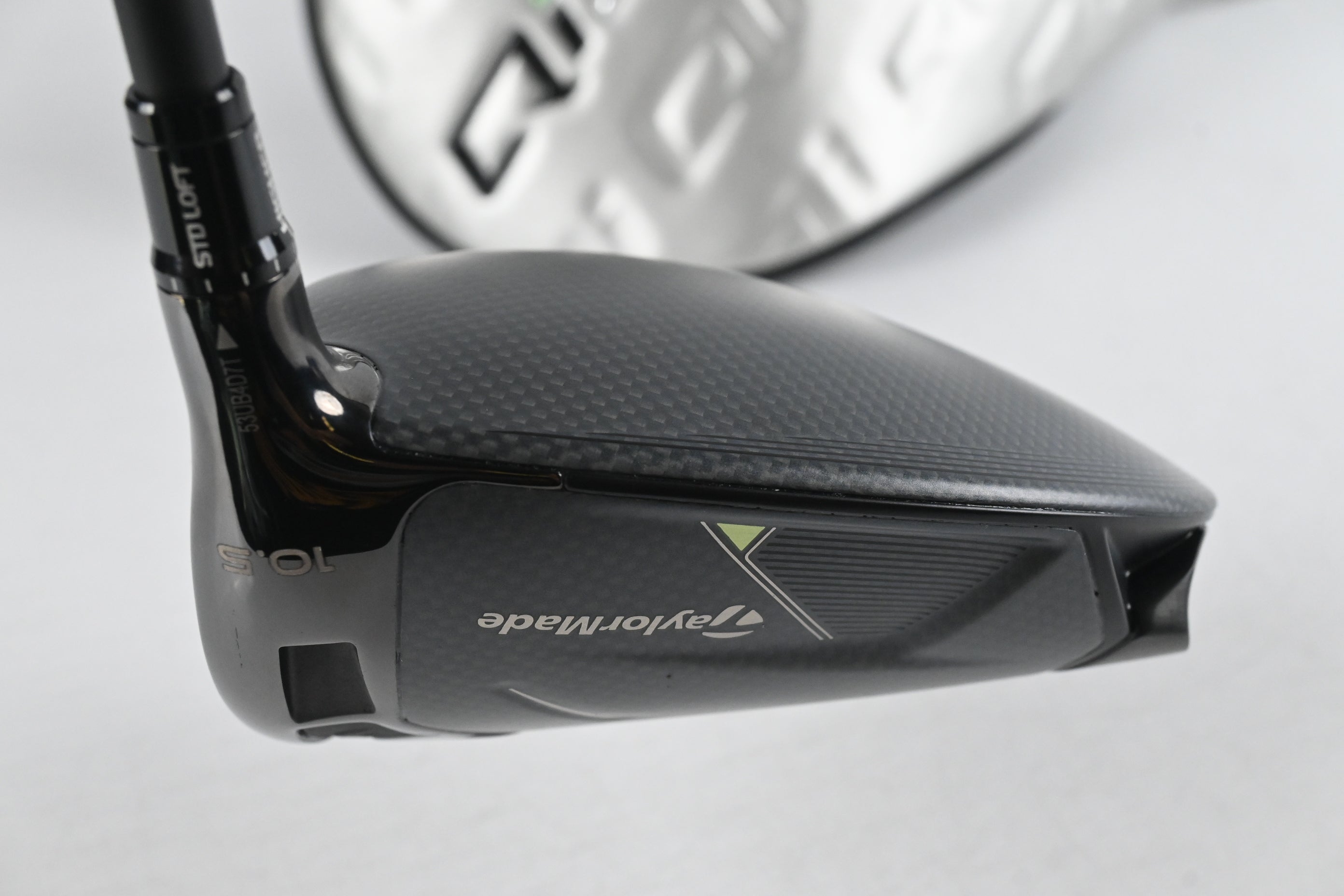 Taylormade Qi35 Driver / 10.5 Degree / Regular Flex Fujikura Ventus Blue '25 5
