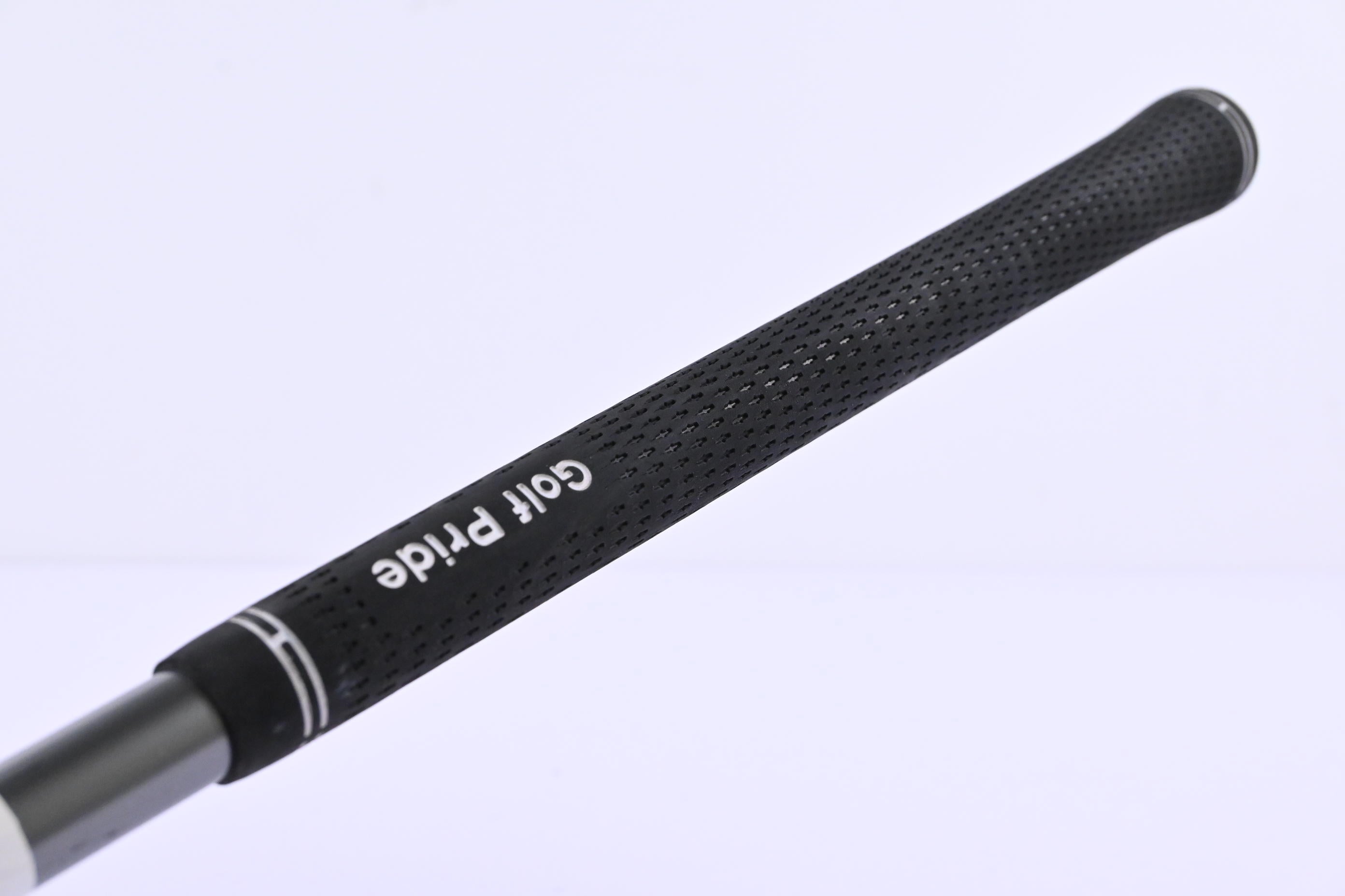 Titleist 909H #3 Hybrid / 21 Degree / Regular Flex Diamana 80 HY Shaft