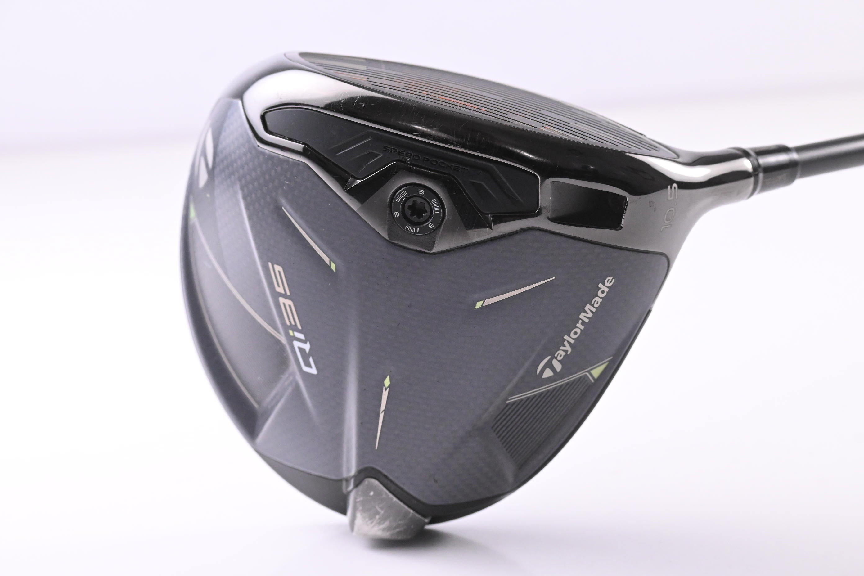 Taylormade Qi35 Driver / 10.5 Degree / Regular Flex Ventus Blue 5 Shaft
