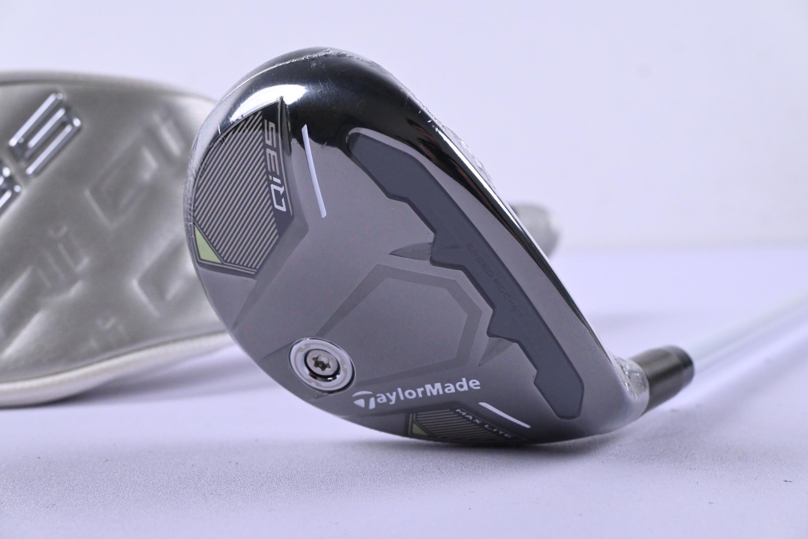 Ladies Taylormade Qi35 Max Lite #5 Hybrid / 27 Degree / Ladies Flex Fujikura 40