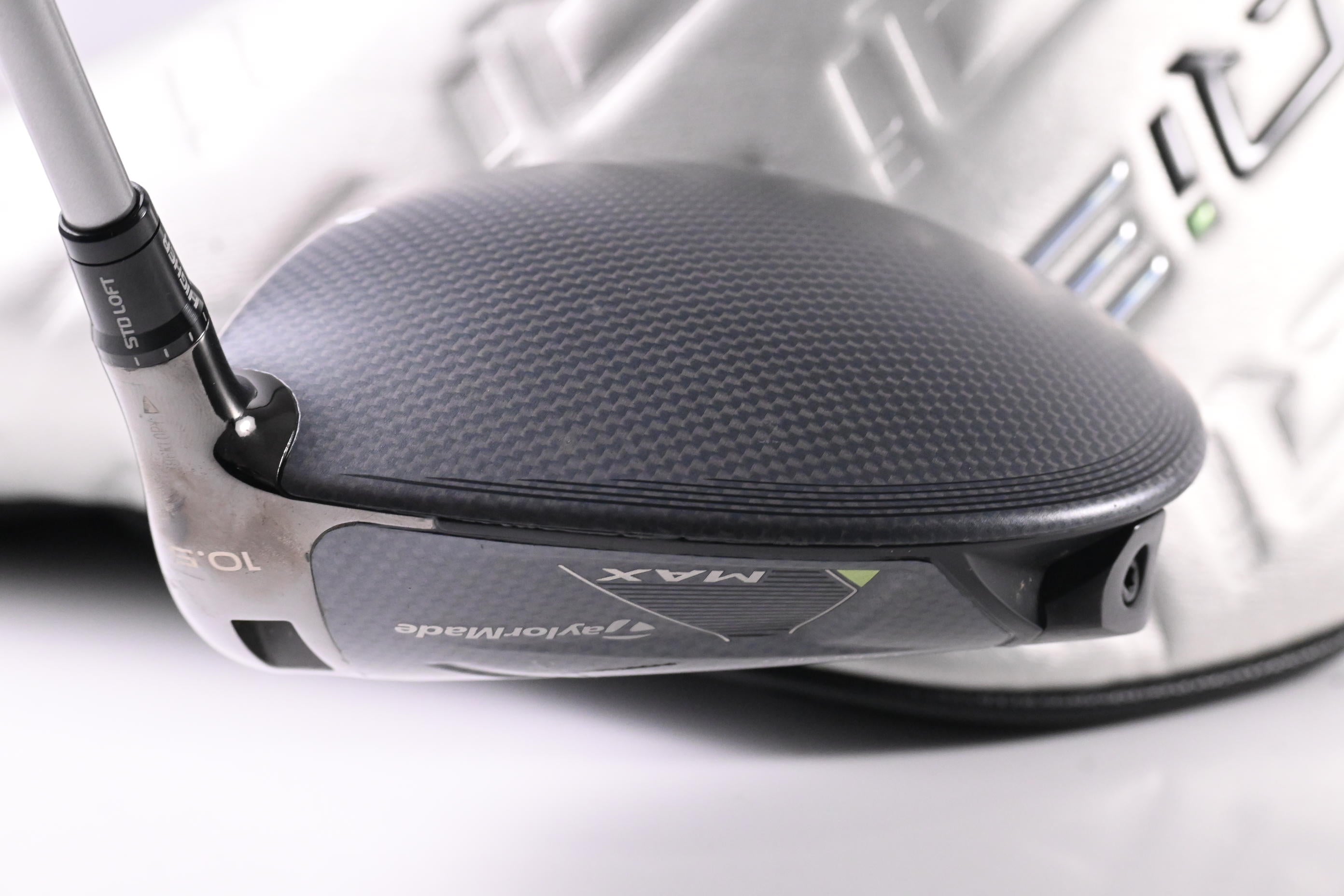 Taylormade Qi35 Max Driver / 10.5 Degree / Regular Flex Fujikura Speeder NX 50