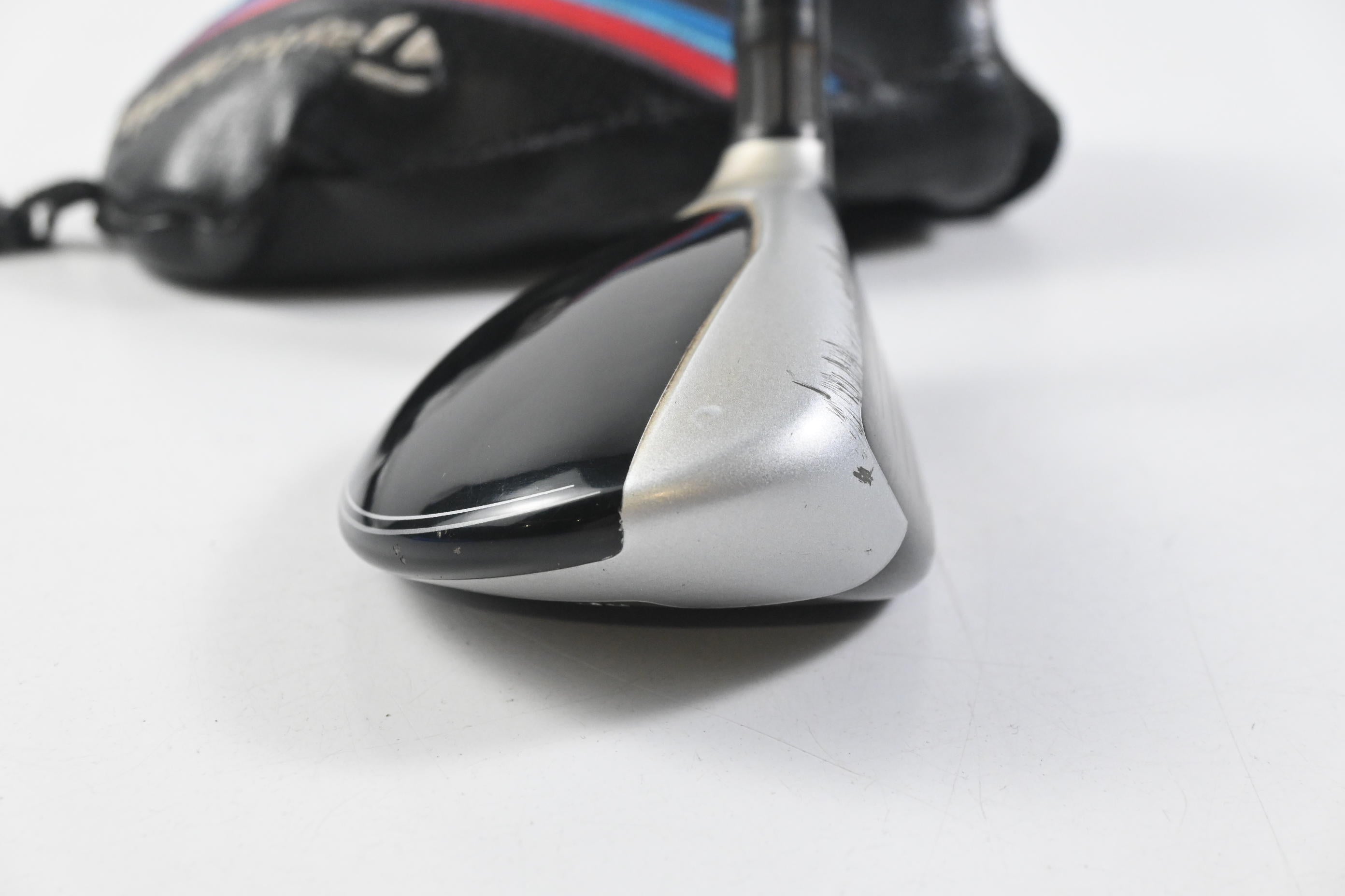 Taylormade M4 #3 Hybrid / 19 Degree / Regular Flex Fujikura Atmos Red 6 Shaft