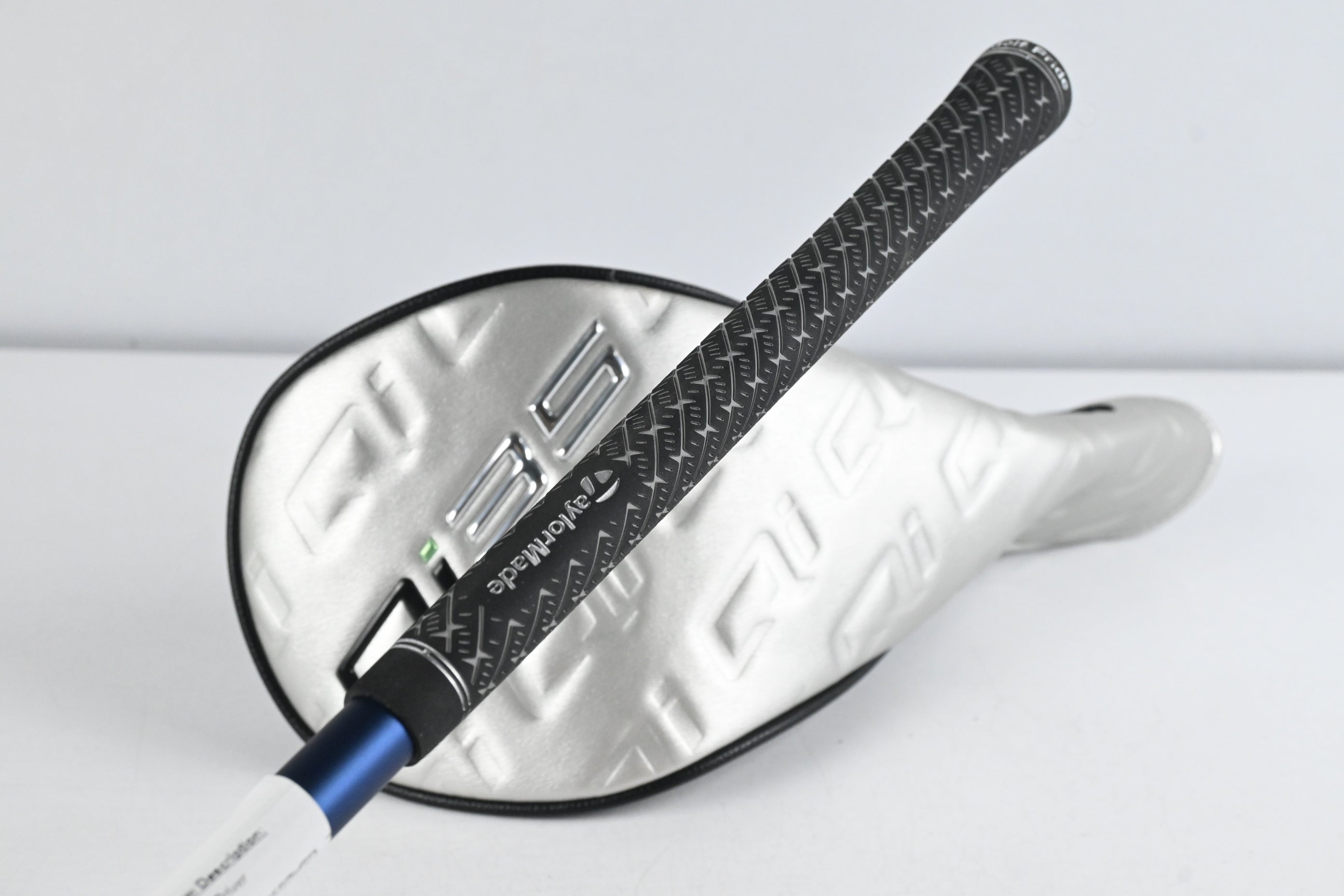 Taylormade Qi35 Driver / 10.5 Degree / Regular Flex Fujikura Ventus Blue '25 5