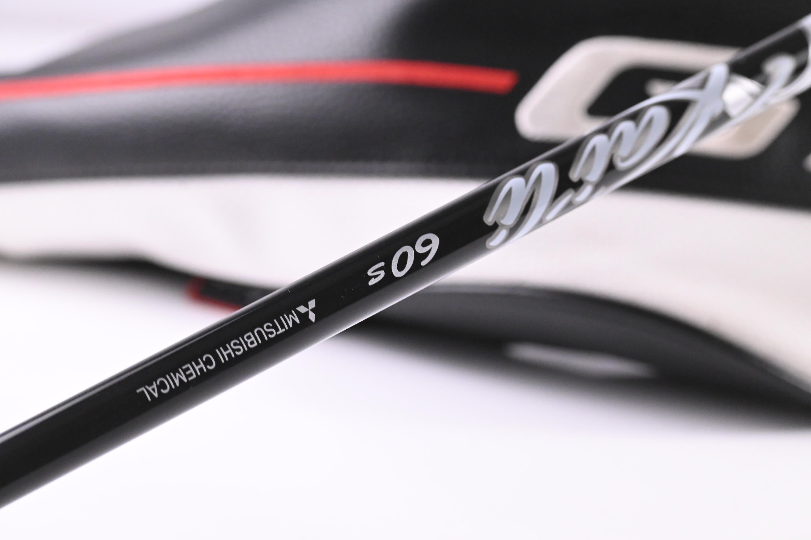 Titleist GT2 Driver / 8 Degree / Stiff Flex Kai`li White 60 Shaft