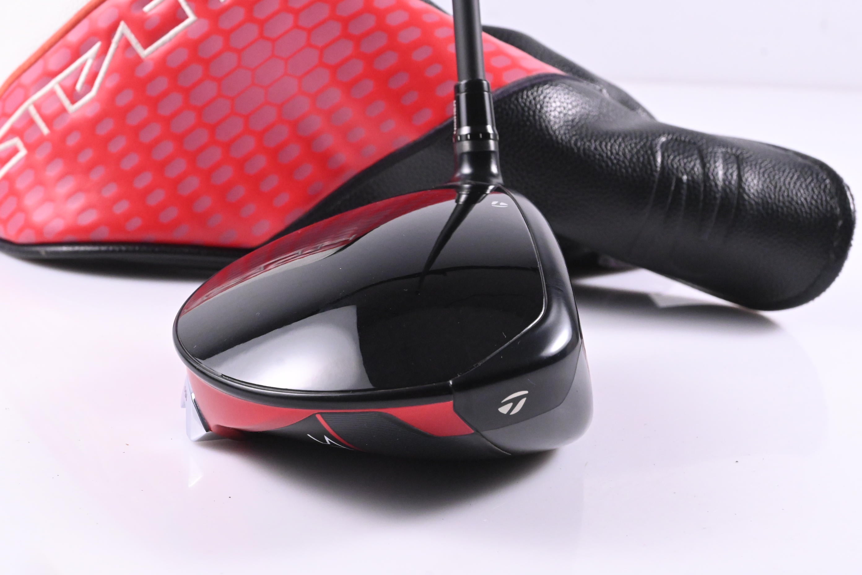 Taylormade Stealth 2 Plus Driver / 10.5 Degree / Stiff Flex Dark Waves White 60