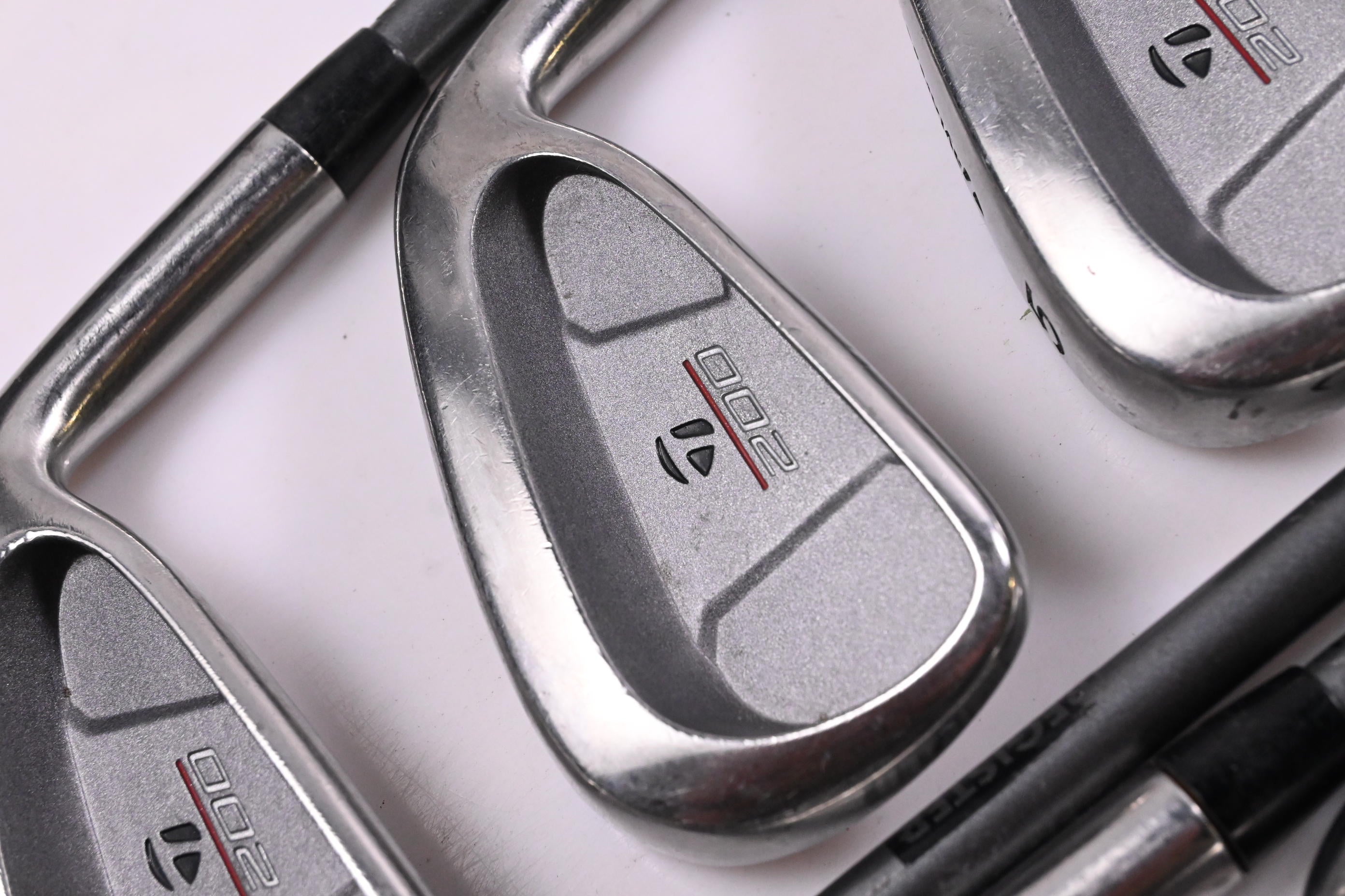 Taylormade 200 Steel Irons / 3-PW+SW / Regular Flex Taylormade 80 Shafts