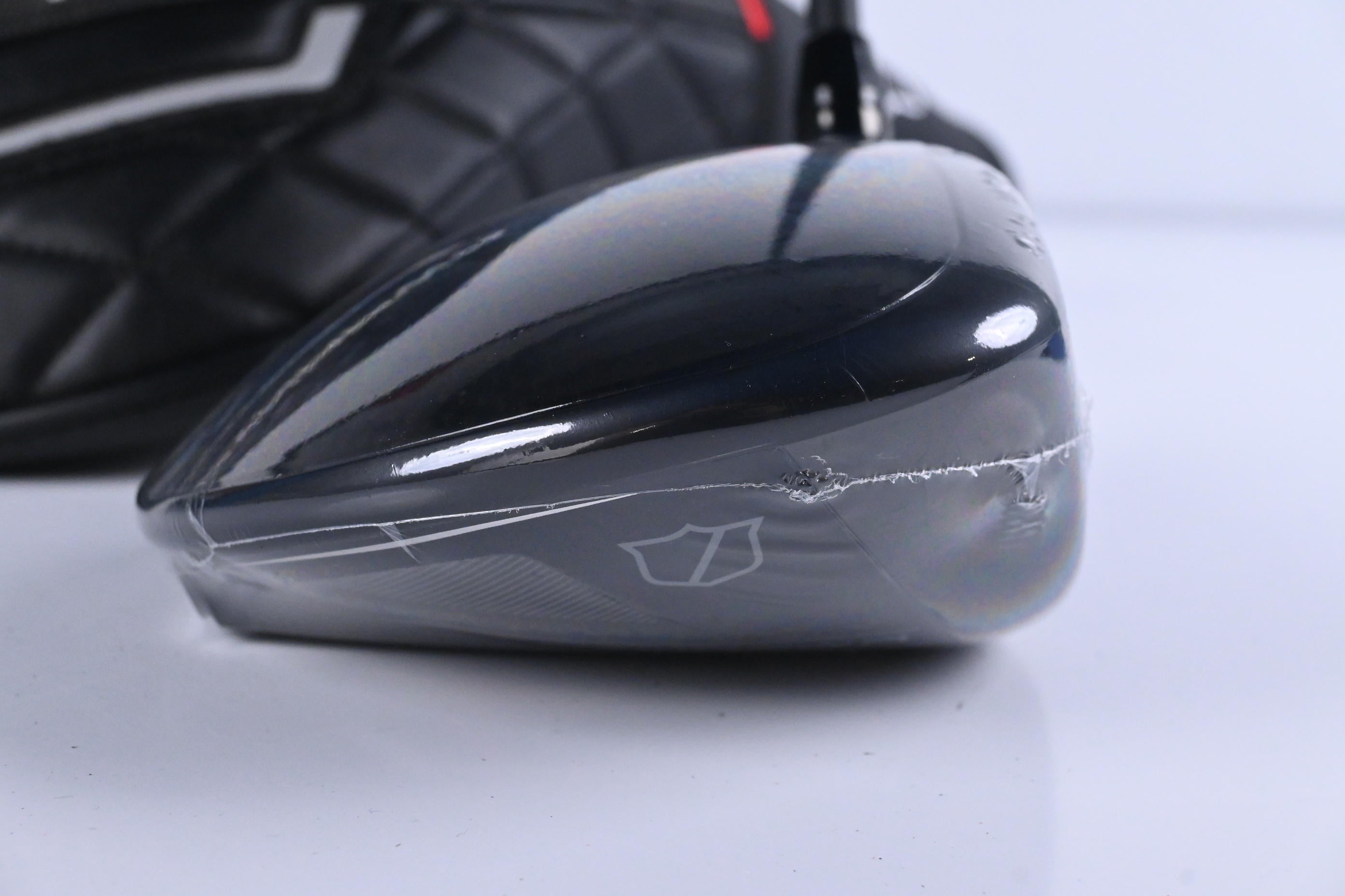 Wilson DYNAPWR 2025 Carbon Driver / 9 Degree / Stiff Flex HZRDUS 60 Shaft