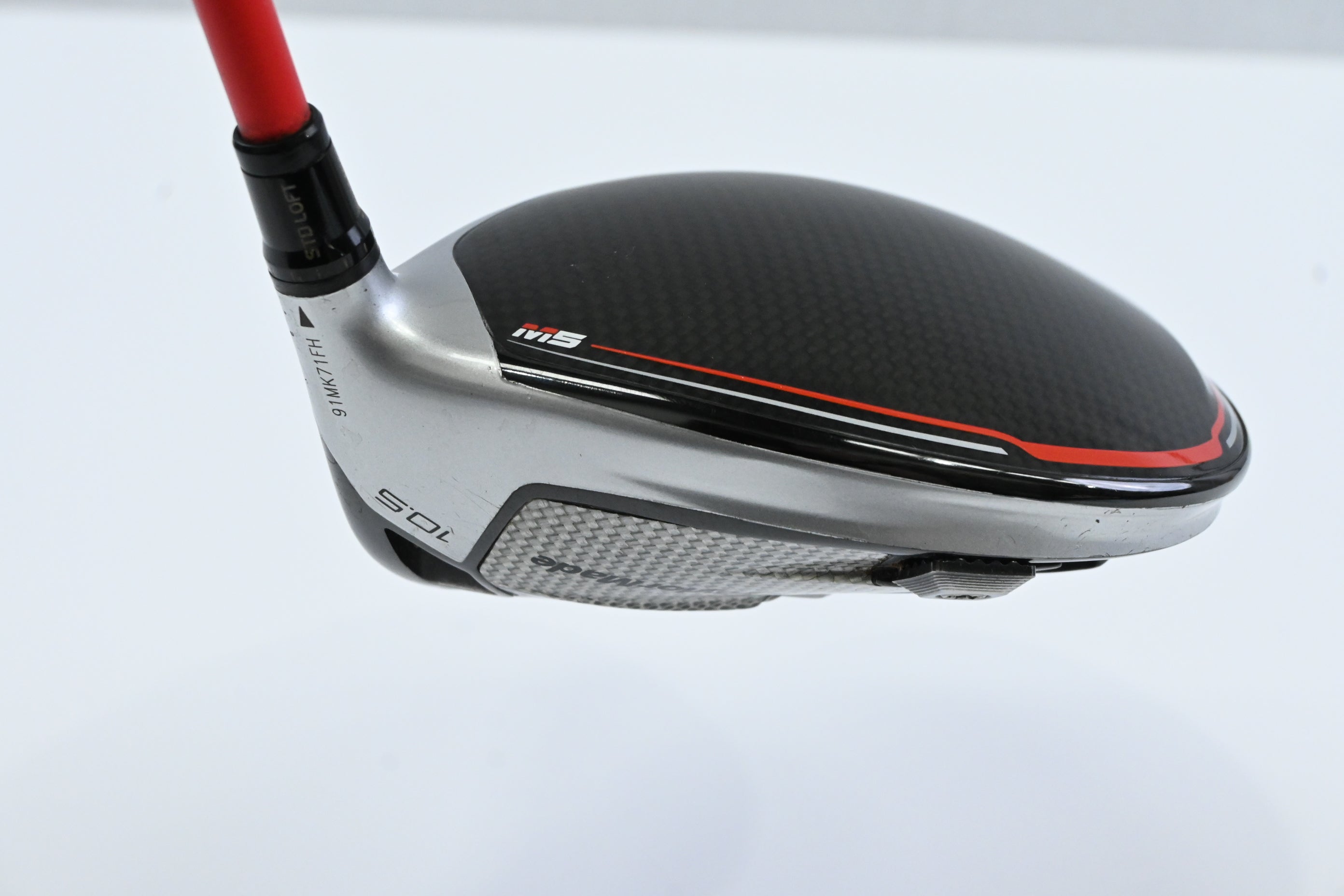 Taylormade M5 Driver / 10.5 Degree / Stiff Flex UST ProForce V2 5 Shaft