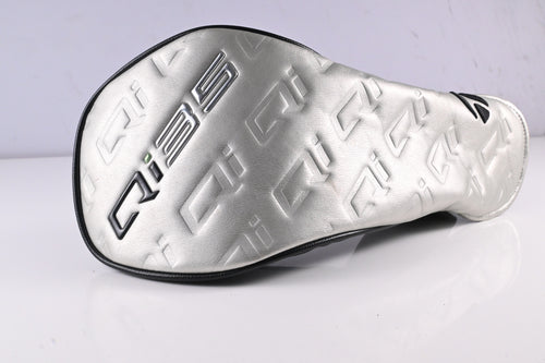 Taylormade Qi35 Driver / 10.5 Degree / Regular Flex Ventus Blue 5 Shaft