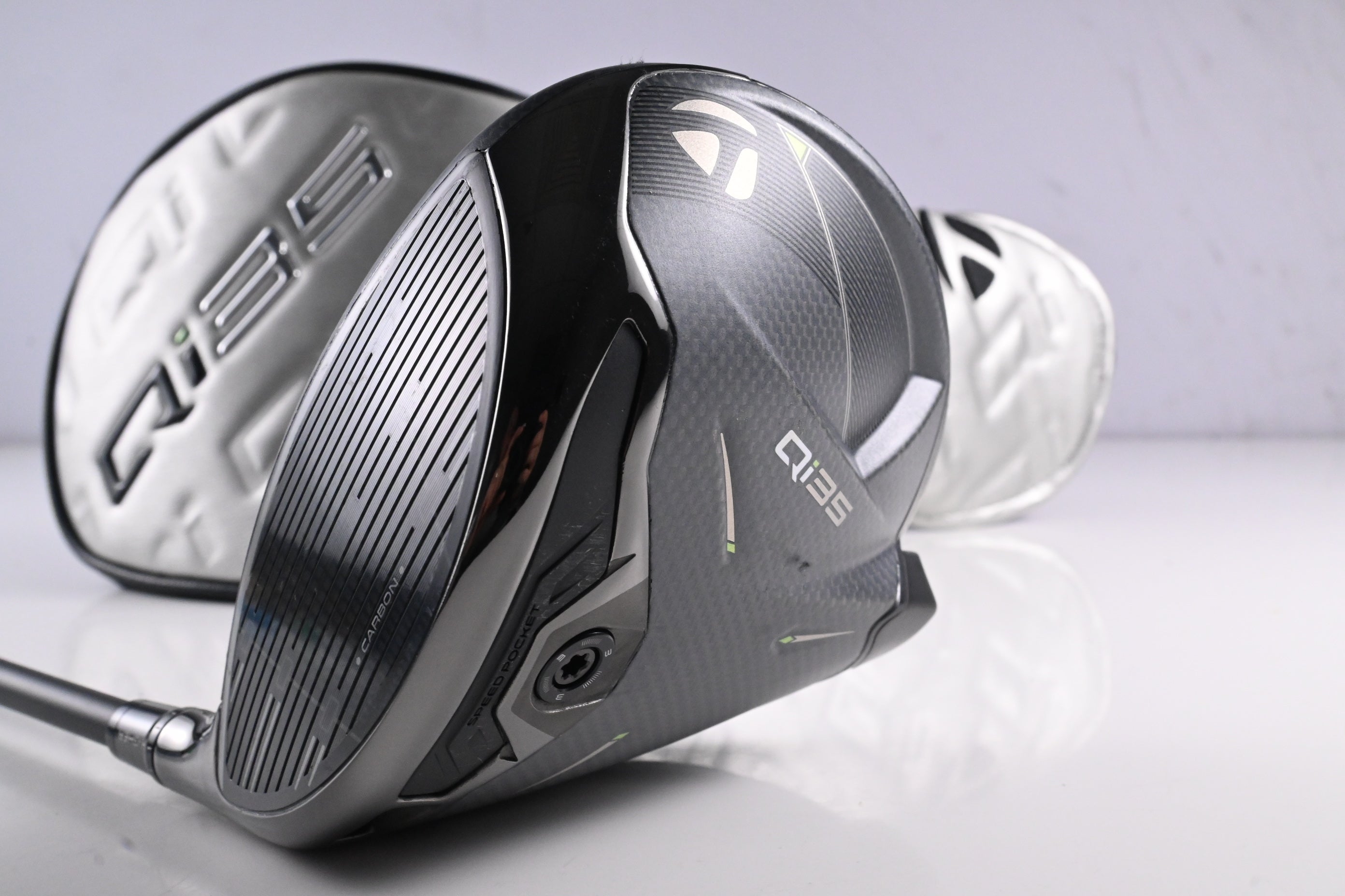 Left Hand Taylormade Qi35 Driver / 10.5 Degree / Stiff Flex Cypher 2.0 50 Shaft