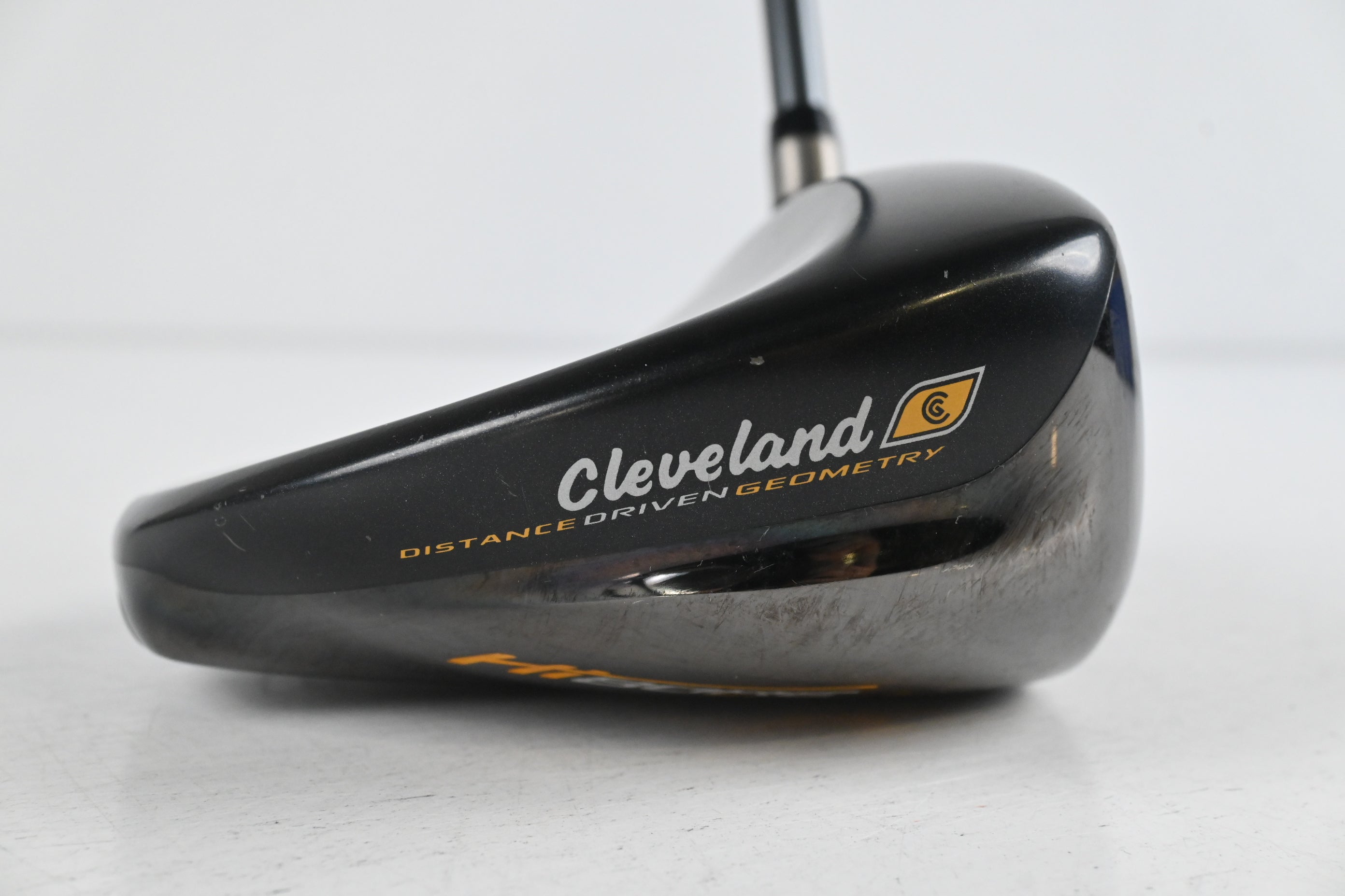 Cleveland HiBore XL Driver / 10.5 Degree / Regular Flex Fujikura Fit-On Gold 55