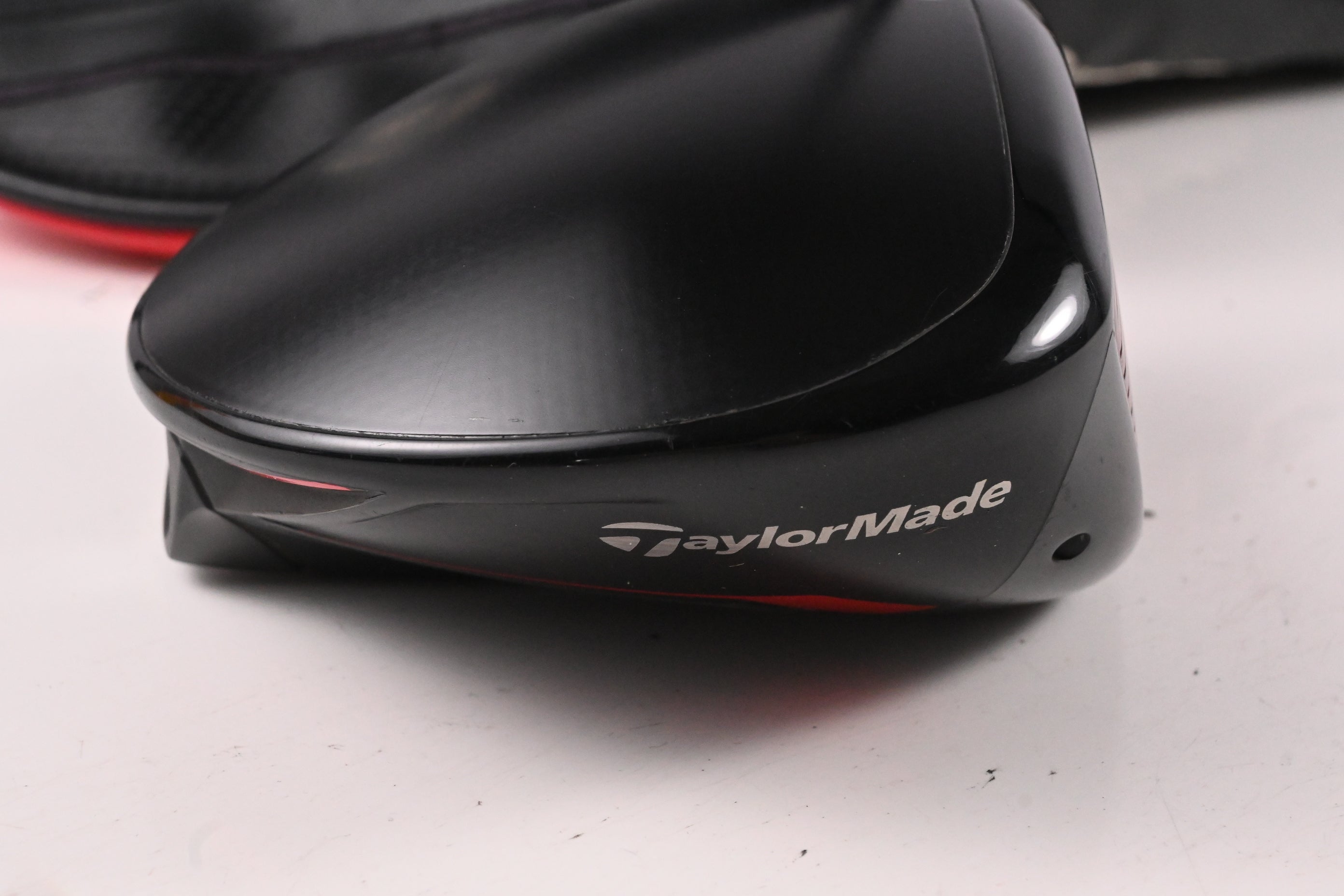 Taylormade Stealth Driver / 9 Degree / Stiff Flex HZRDUS Smoke Black RDX 60