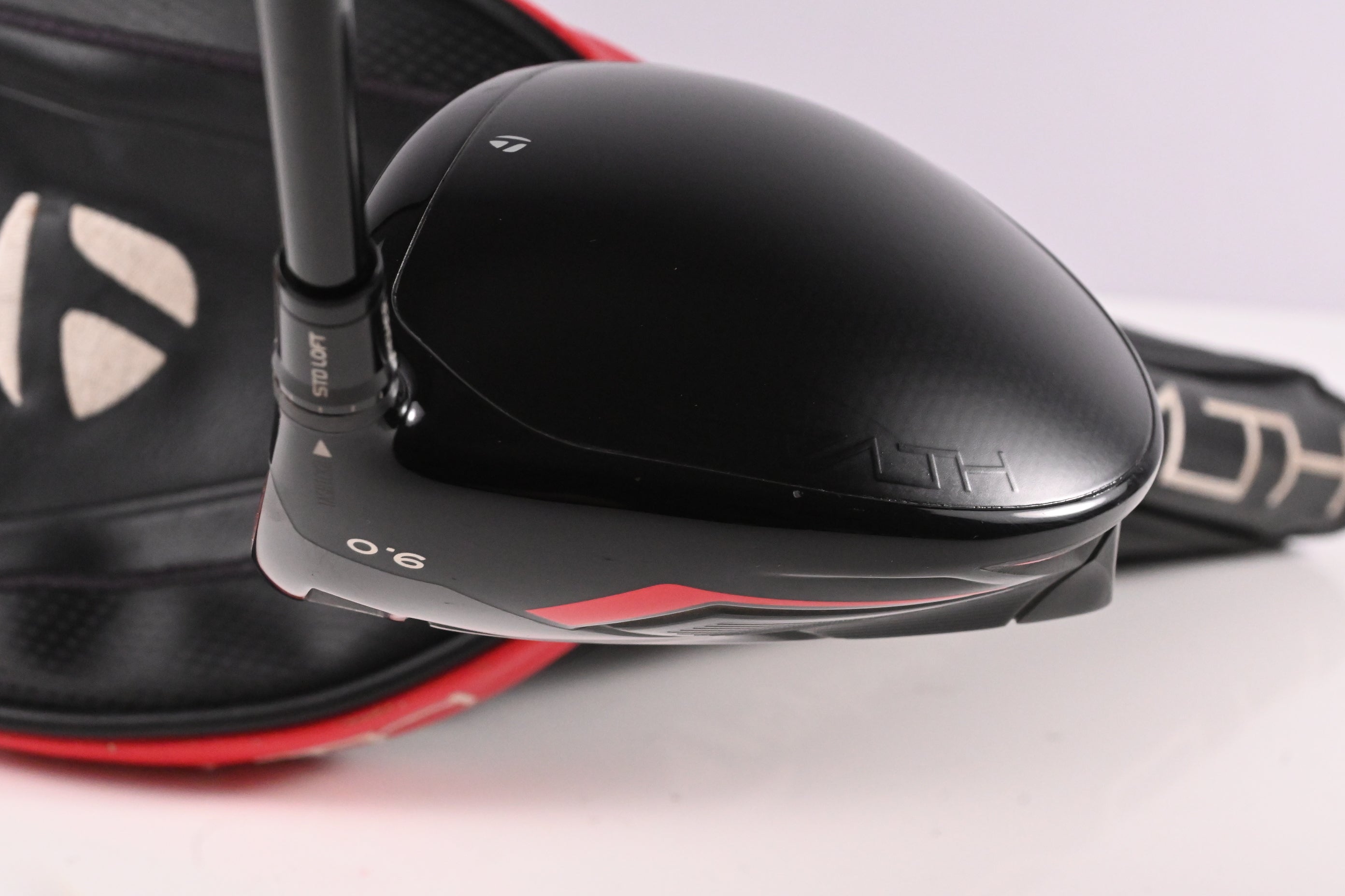 Taylormade Stealth Driver / 9 Degree / Stiff Flex HZRDUS Smoke Black RDX 60