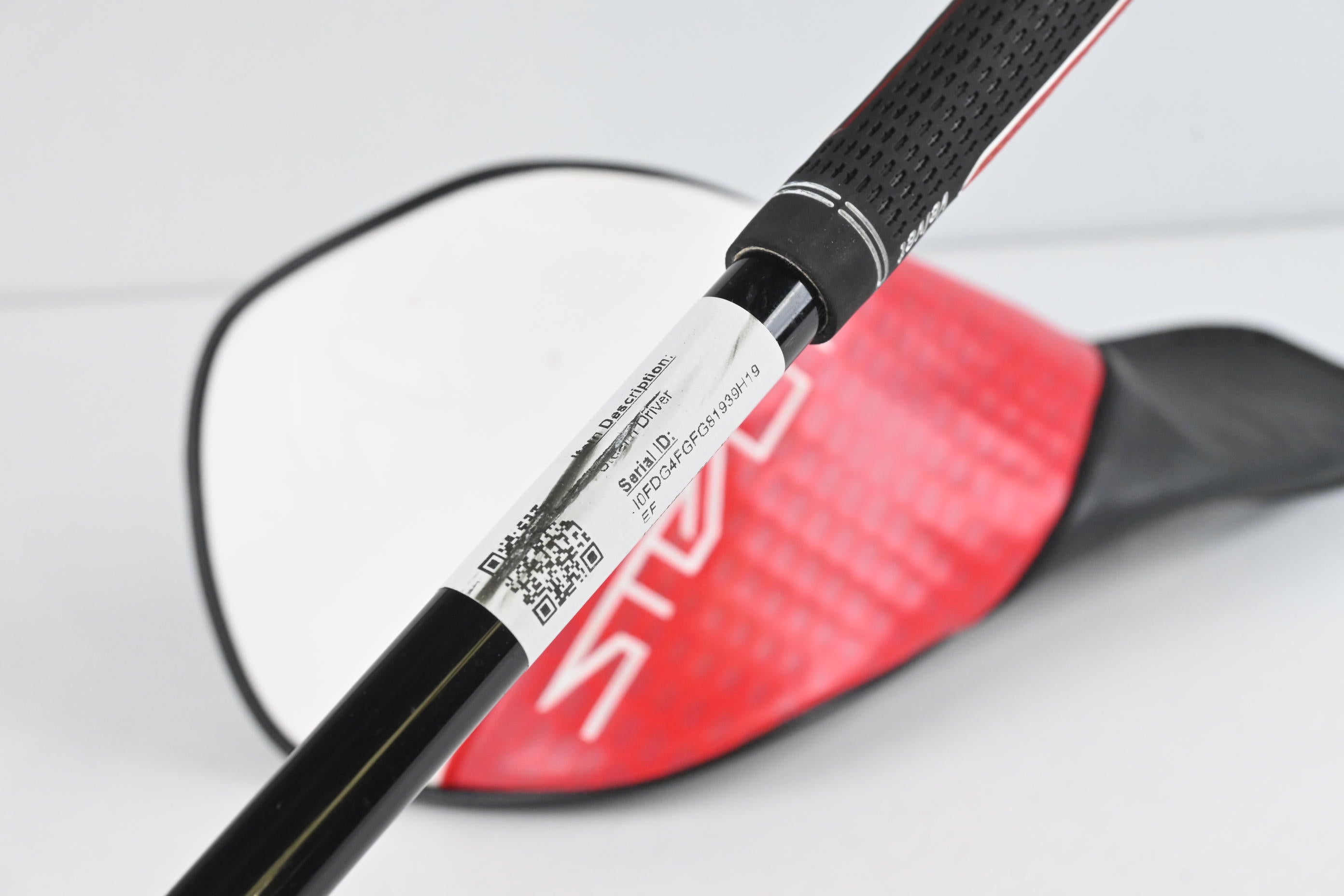 Taylormade Stealth Driver / 9 Degree / Stiff Flex Fujikura Ventus Red 5 Shaft