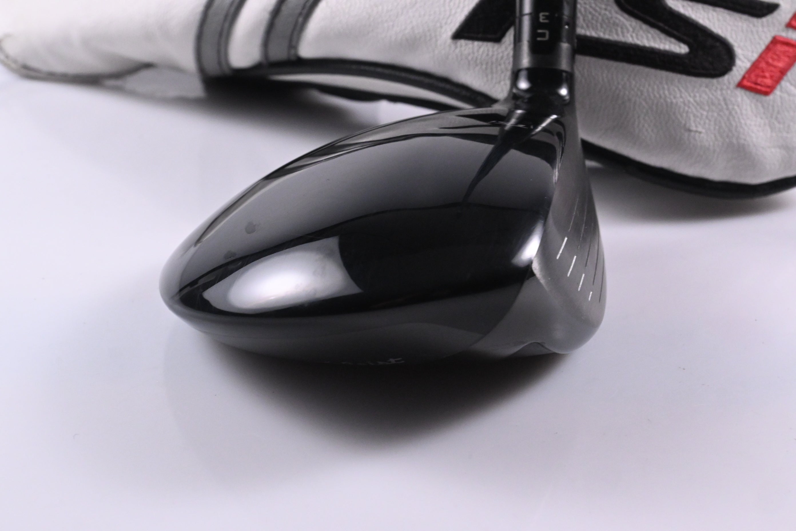 Titleist TSi3 #3 Wood / 15 Degree / Stiff Flex HZRDUS Smoke RDX Black 70 Shaft