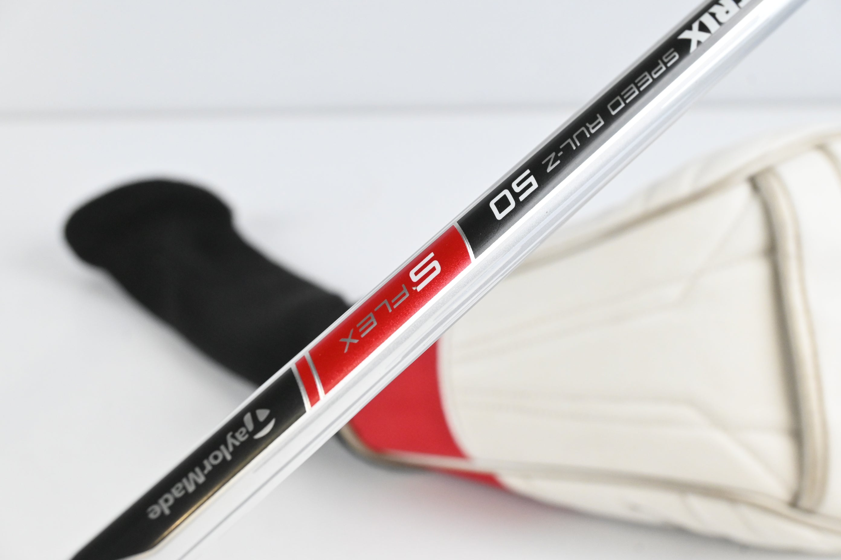 Left Hand Taylormade Aeroburner Driver / 10.5 Degree / Stiff Flex Speed Rul-Z 50