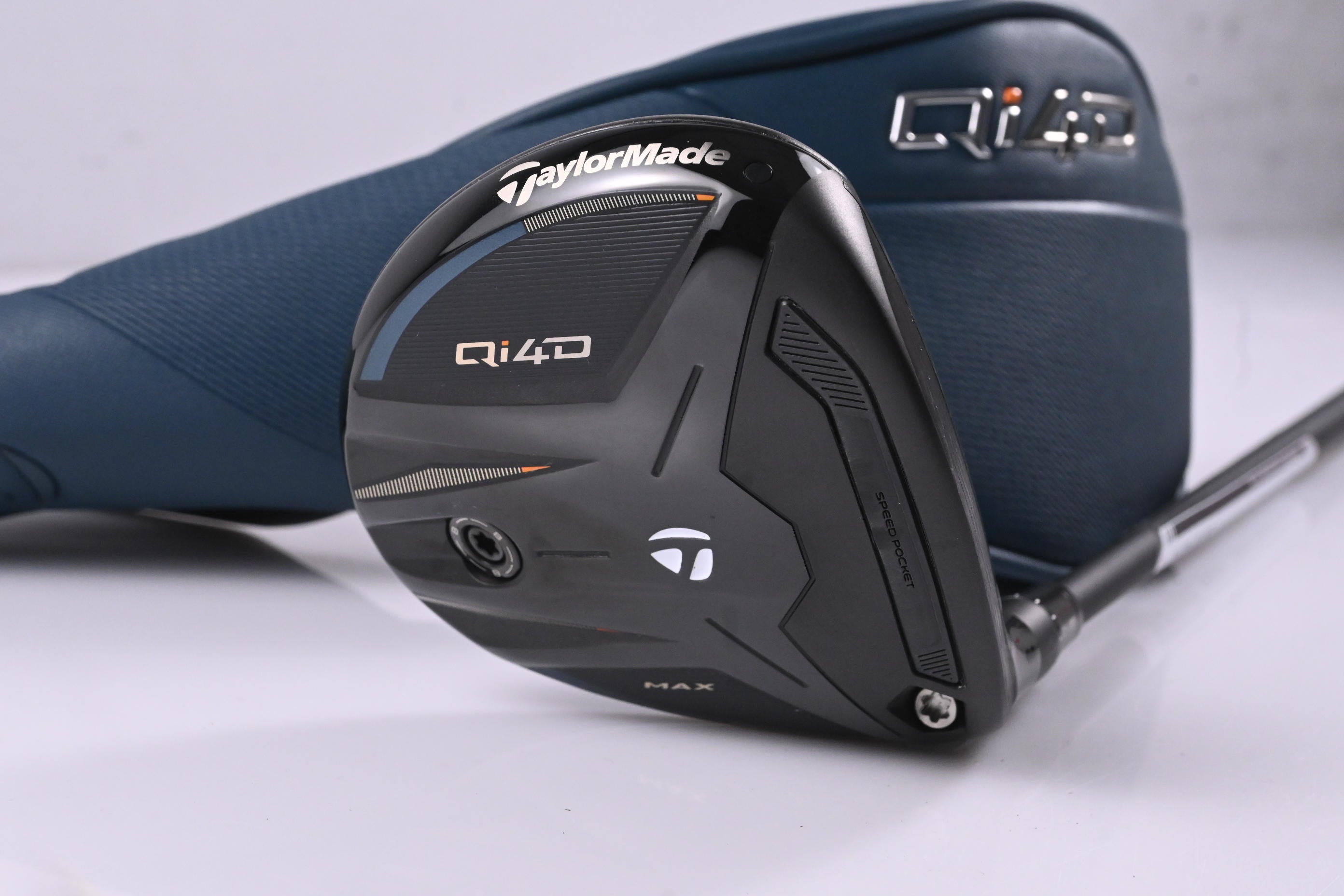 Taylormade Qi4D Max #5 Wood / 18 Degree / Stiff Flex Reax 65 Shaft
