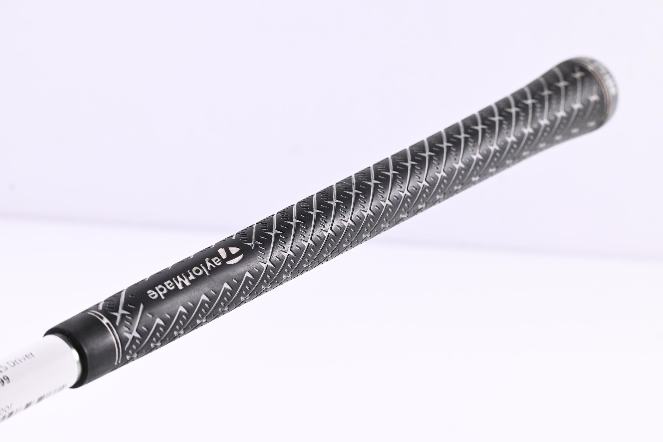 Taylormade R15 Driver / 9.5 Degree / Regular Flex UST Mamiya Helium 5 Shaft