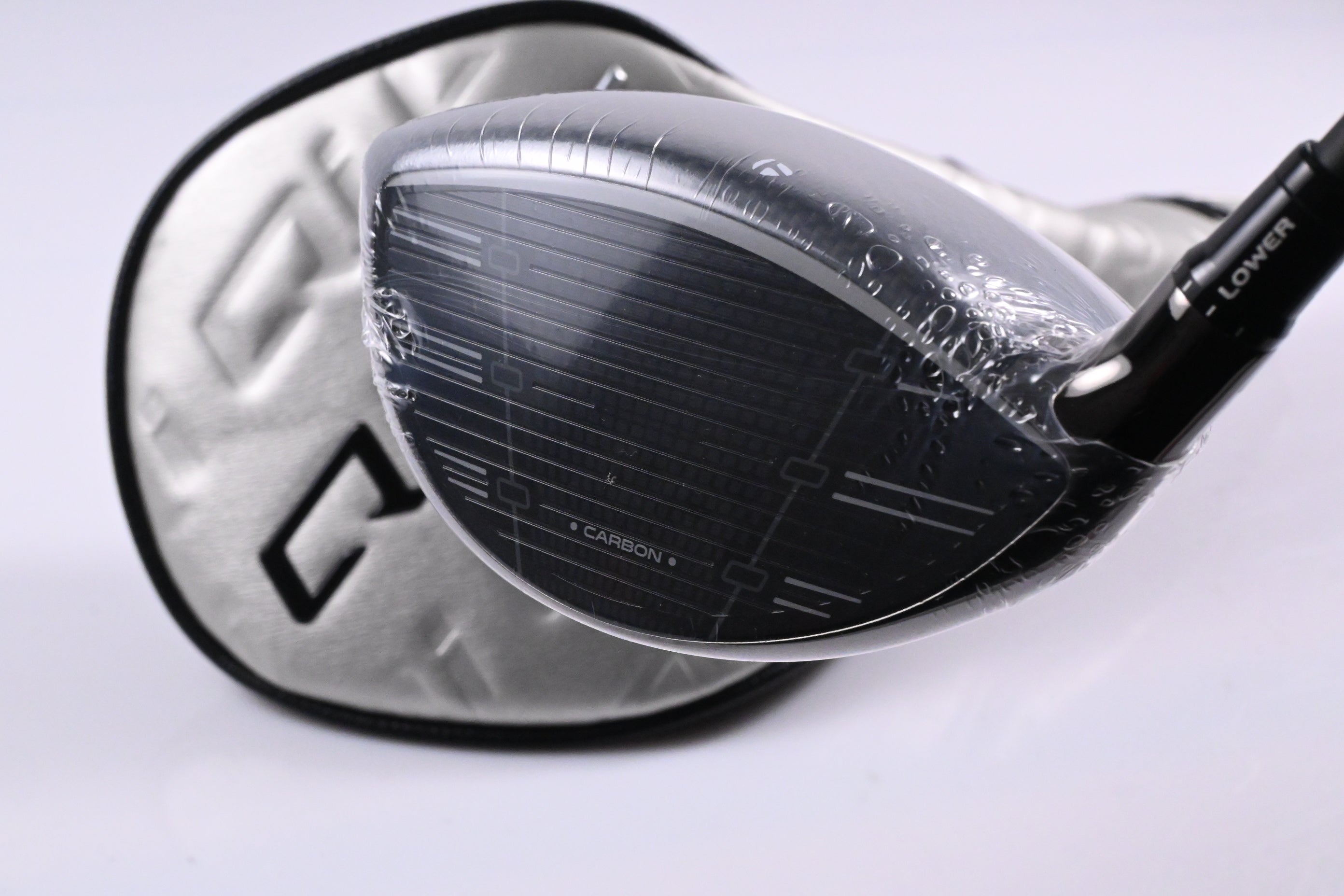 Taylormade Qi35 Max Lite Driver / 10.5 Degree / Regular Flex Vanquish 4 Shaft