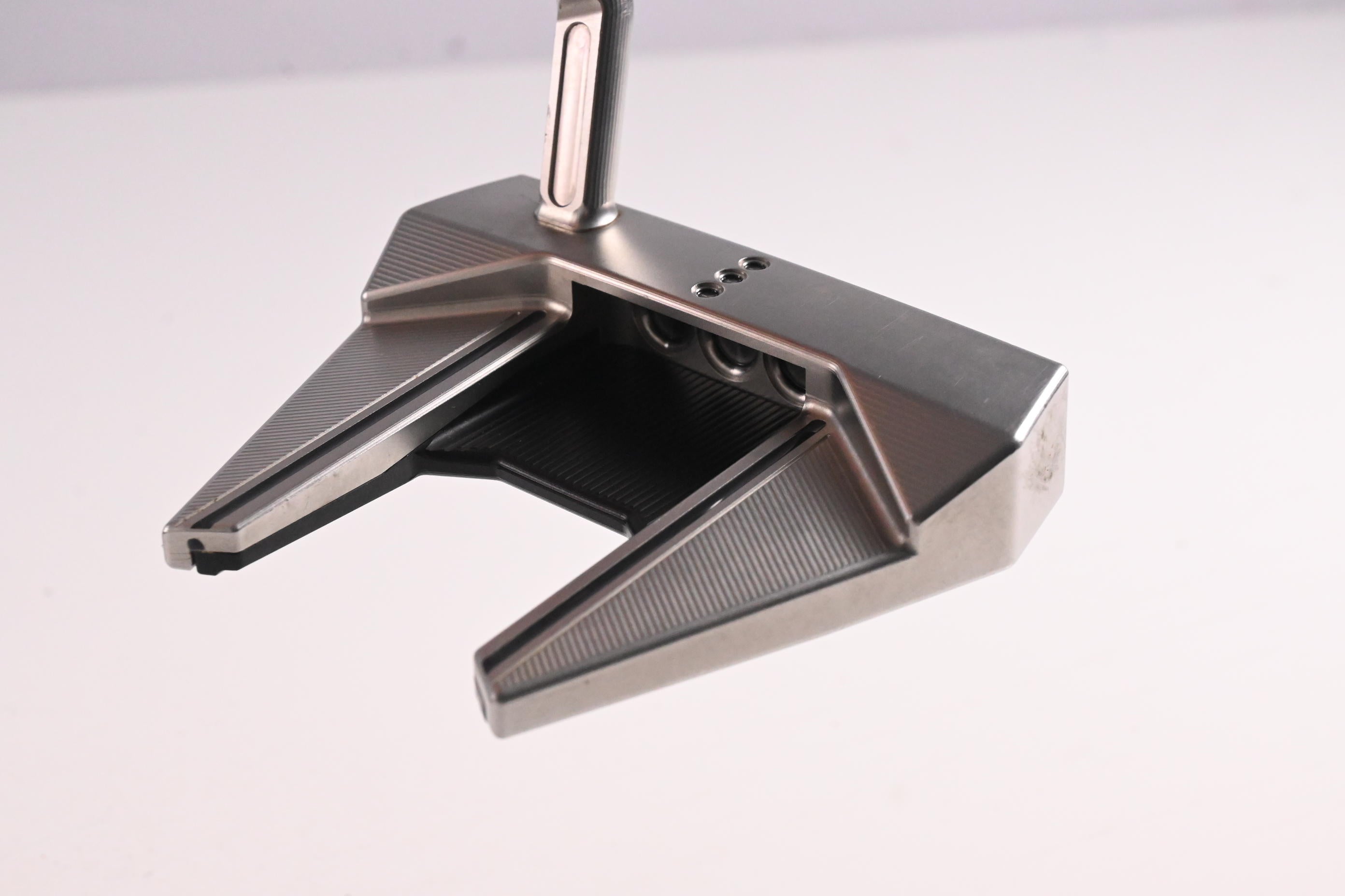 Scotty Cameron 2024 Phantom 7.5 Putter / 34 Inch