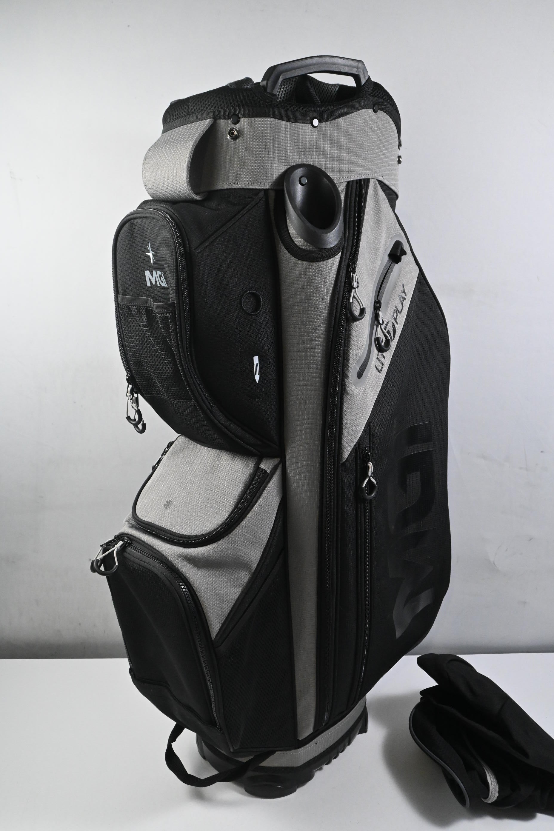MGi Lite Play Cart Bag / 14-Way Divider / Black, Grey
