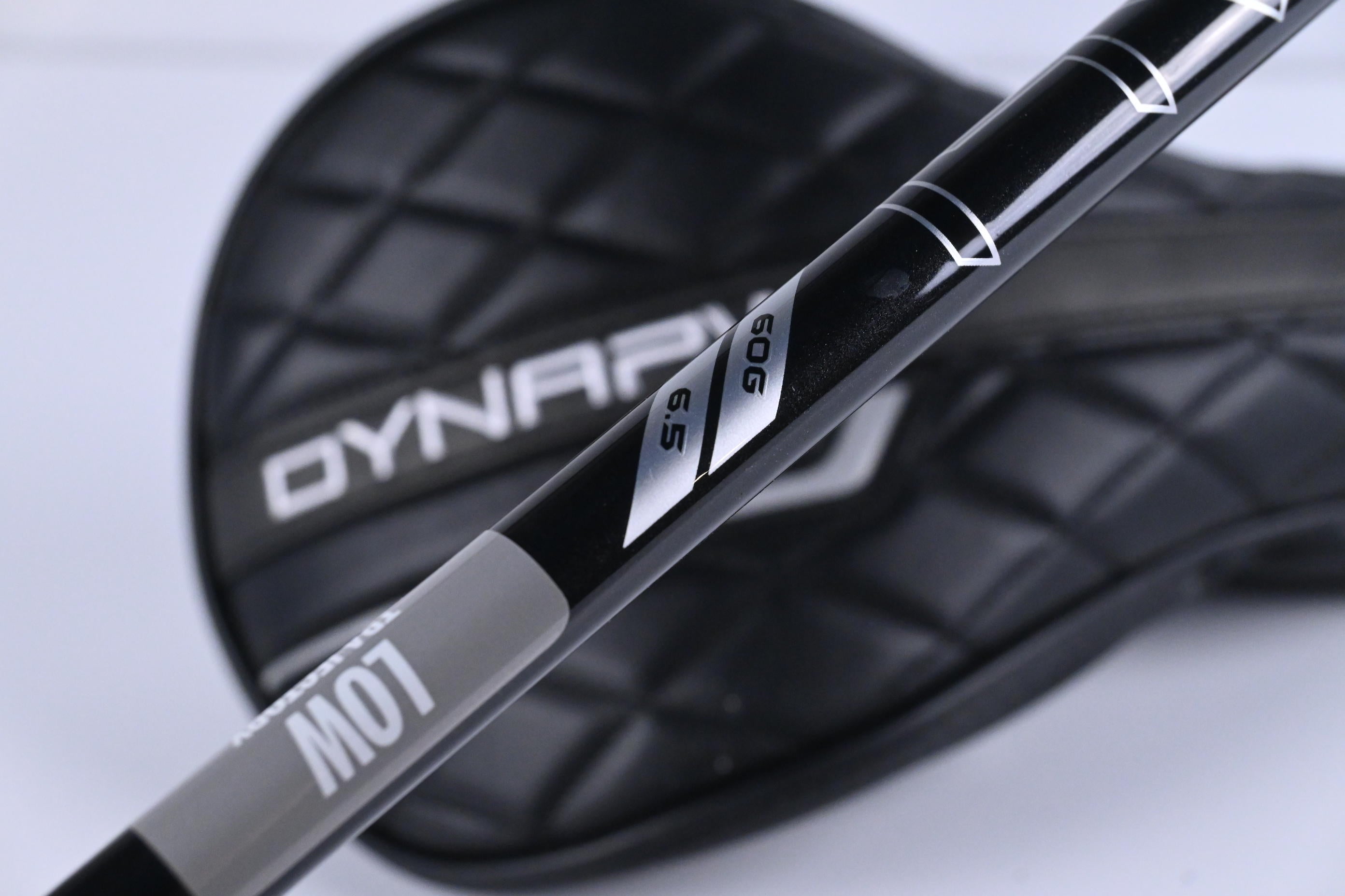 Wilson DYNAPWR 2025 LS Driver / 9 Degree / X-Flex Denali Black 60 Shaft