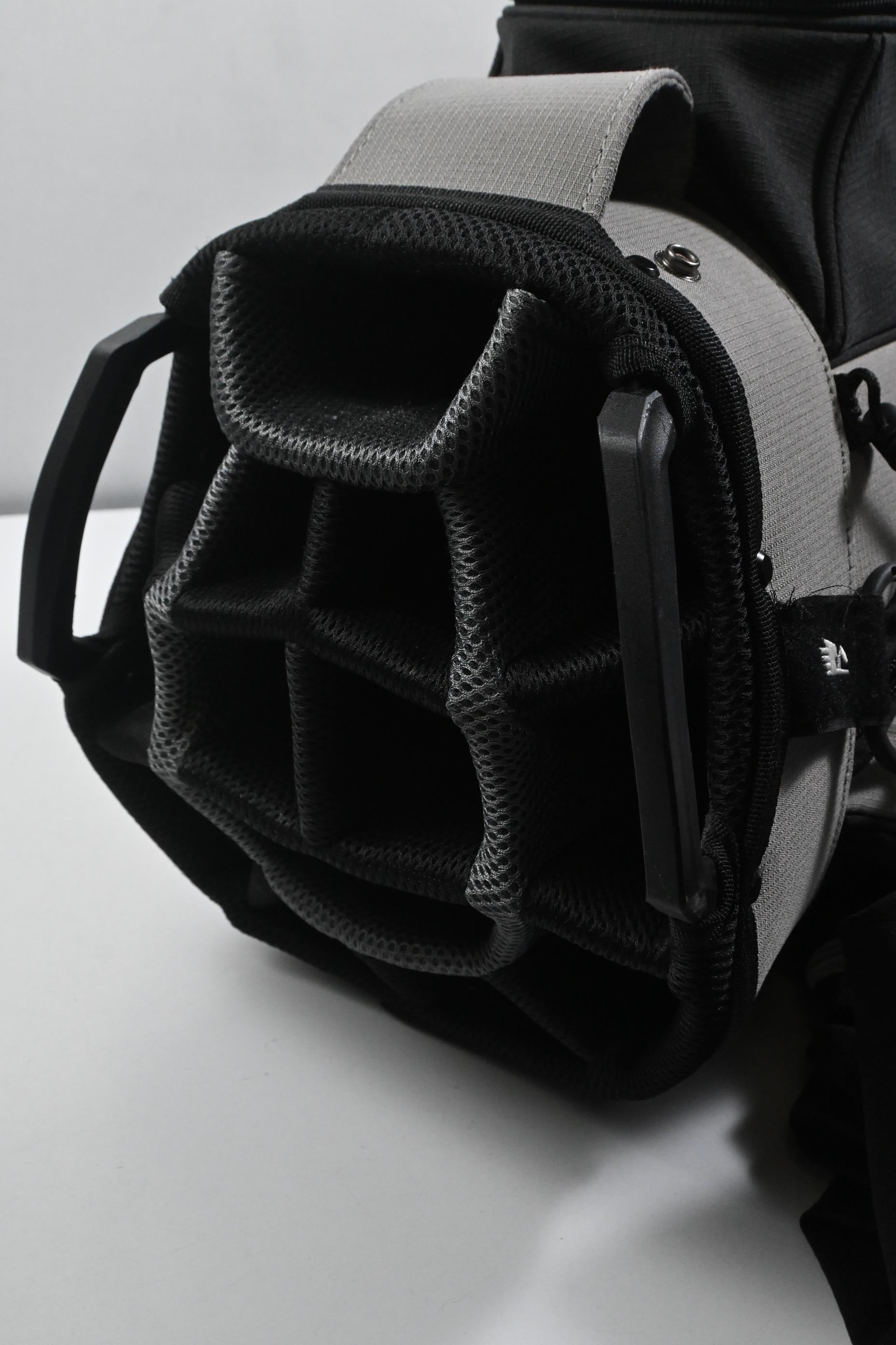 MGi Lite Play Cart Bag / 14-Way Divider / Black, Grey