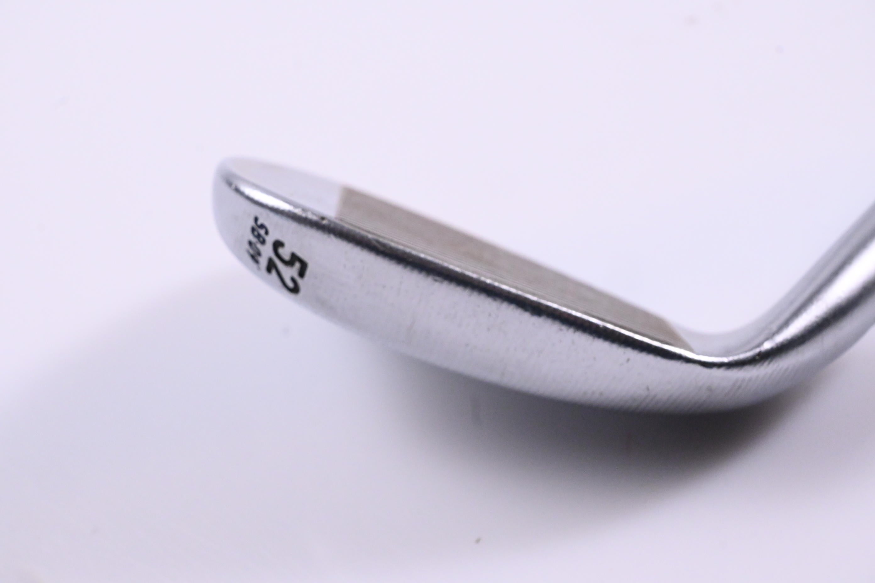 Taylormade Milled Grind 3 Gap Wedge / 52 Degree / Stiff Flex Dynamic Gold S200