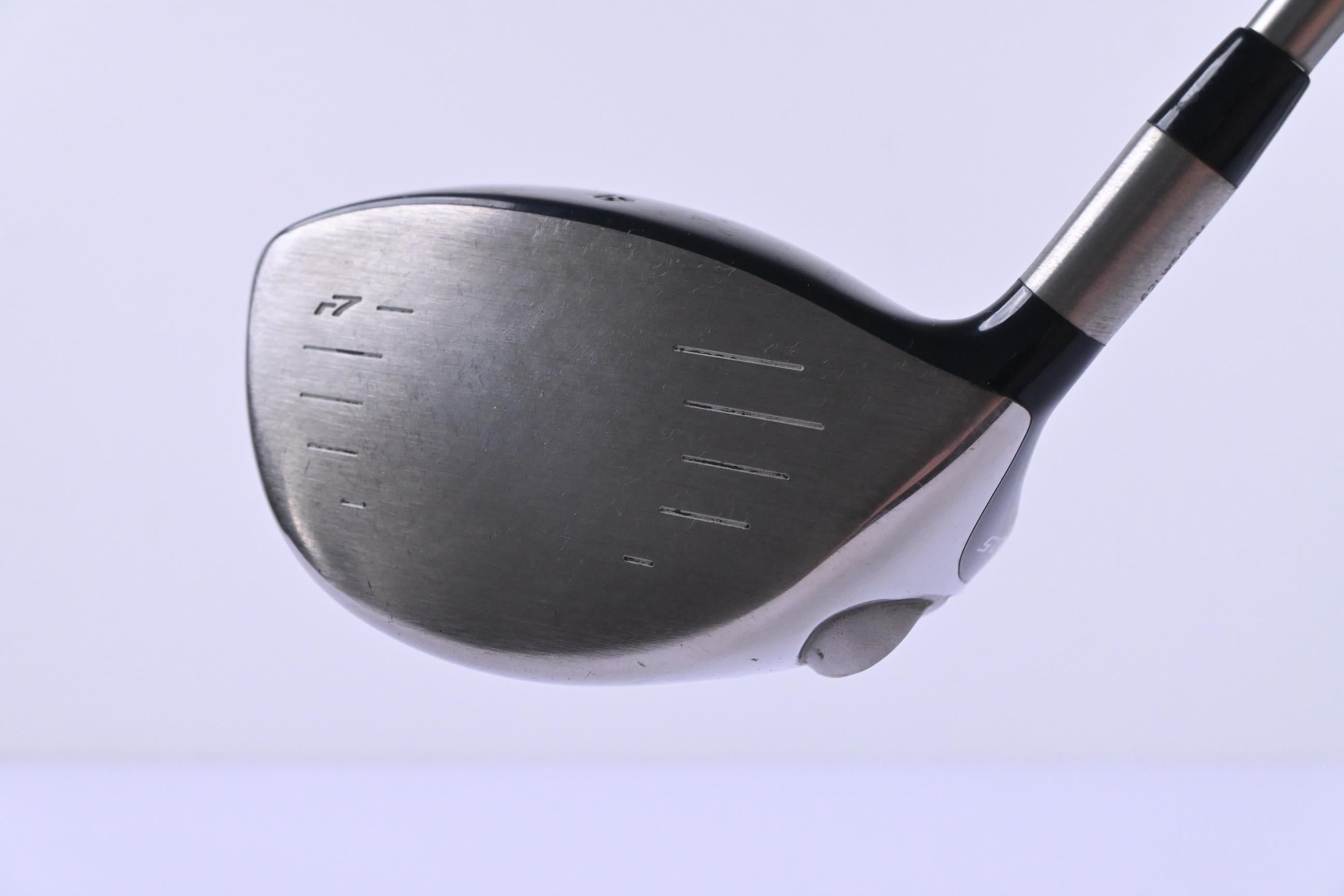 Taylormade R7 425 Driver / 10.5 Degree / Stiff Flex UST Mamiya ACCRA SC75