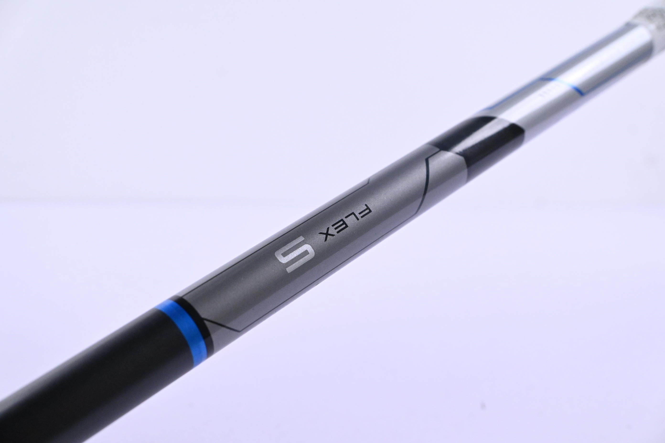 Taylormade SLDR #3 Wood / 15 Degree / Stiff Flex Fujikura Speeder 77 Shaft
