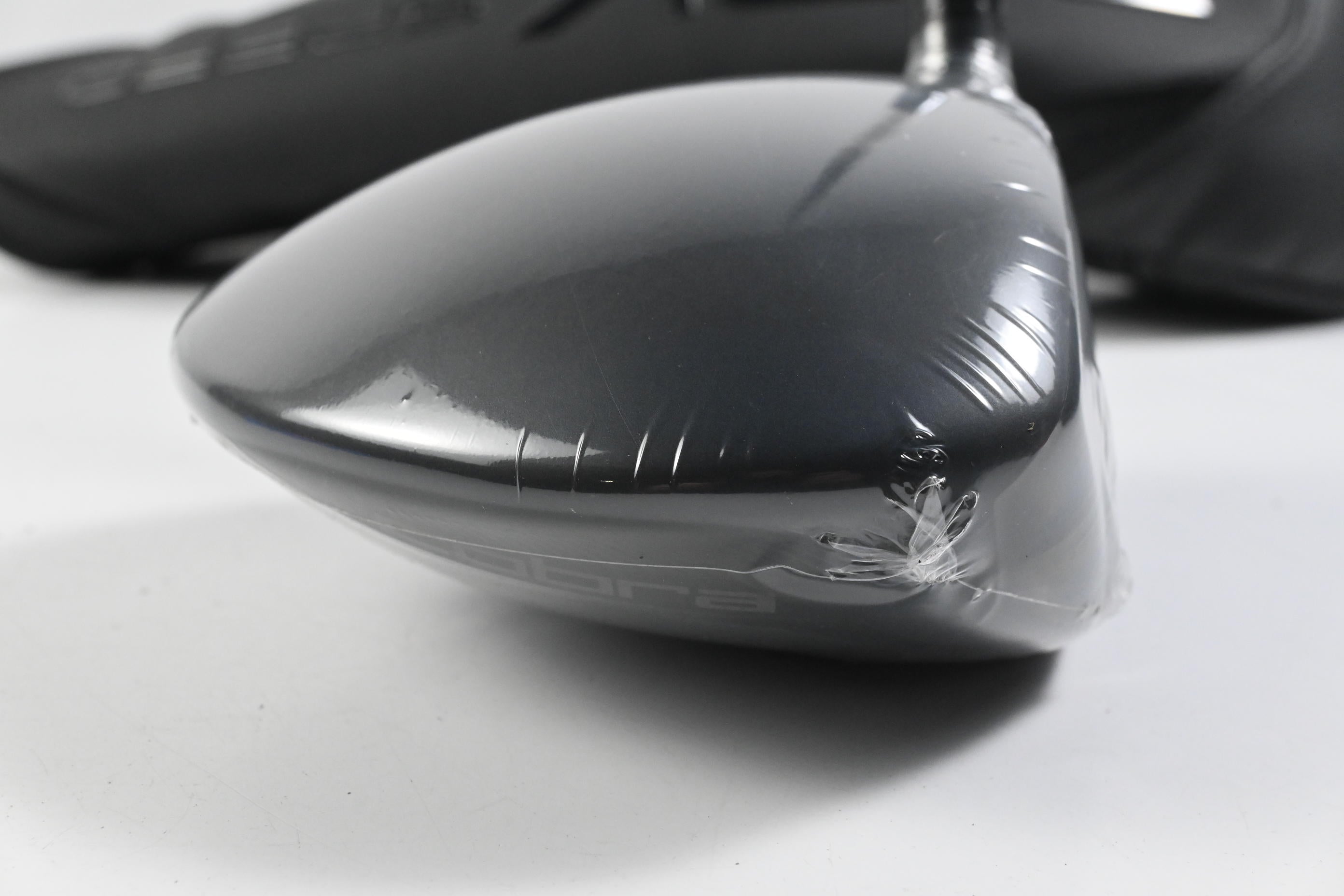 Cobra Darkspeed LS Driver / 9 Degree / Stiff Flex UST Mamiya LIN-Q M40X 6 Shaft